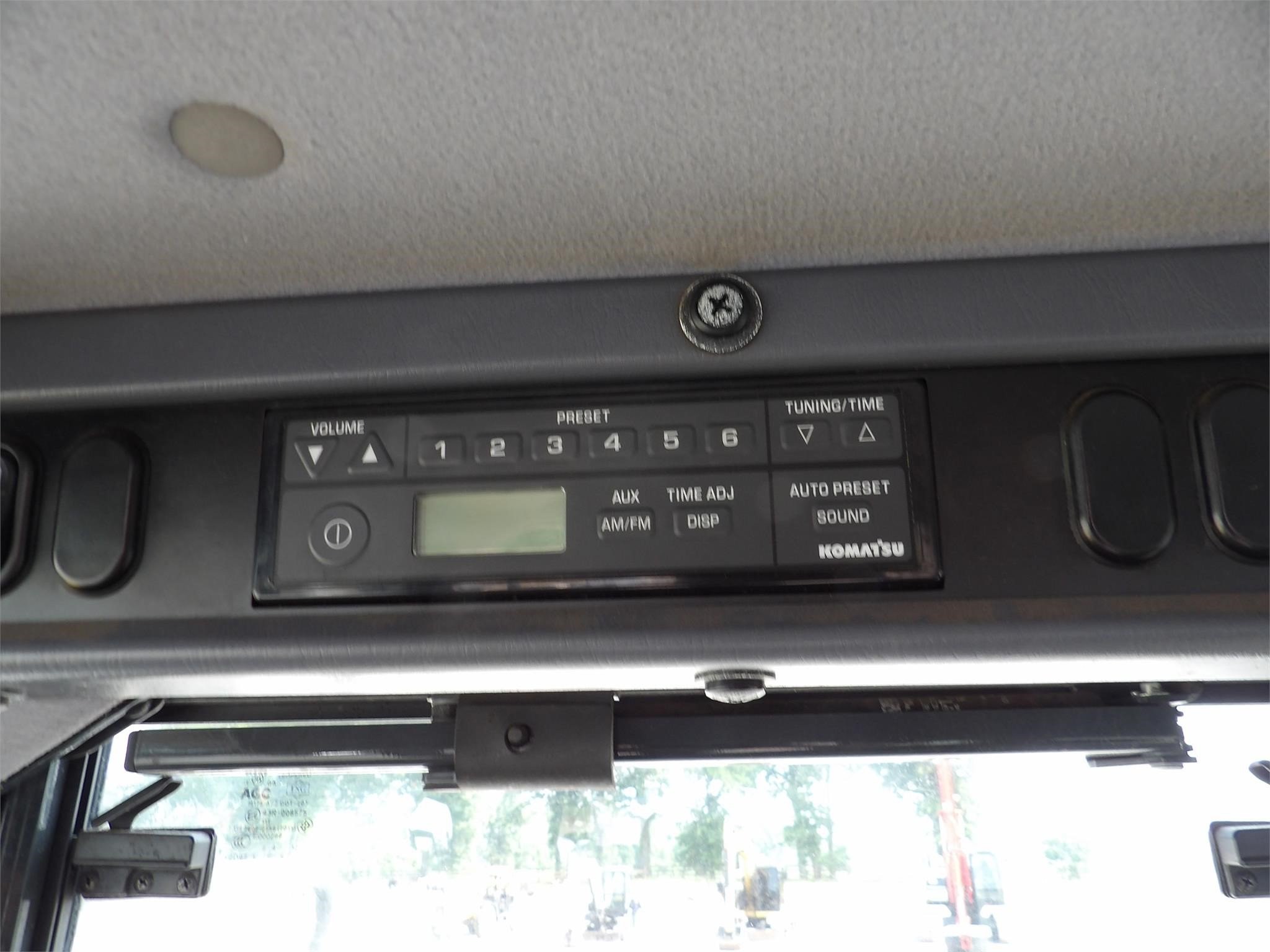 gallery 2020 KOMATSU WA200-8