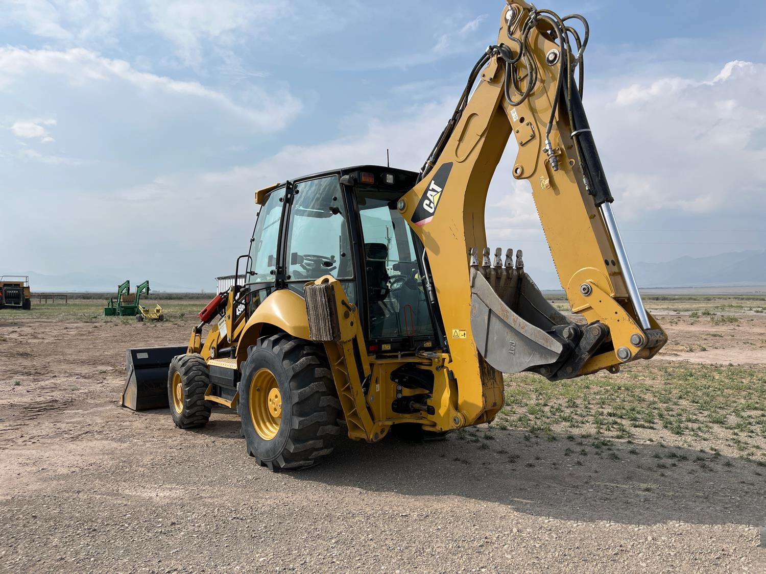 gallery 2015 Caterpillar 430F IT 4x4 Loader Backhoe