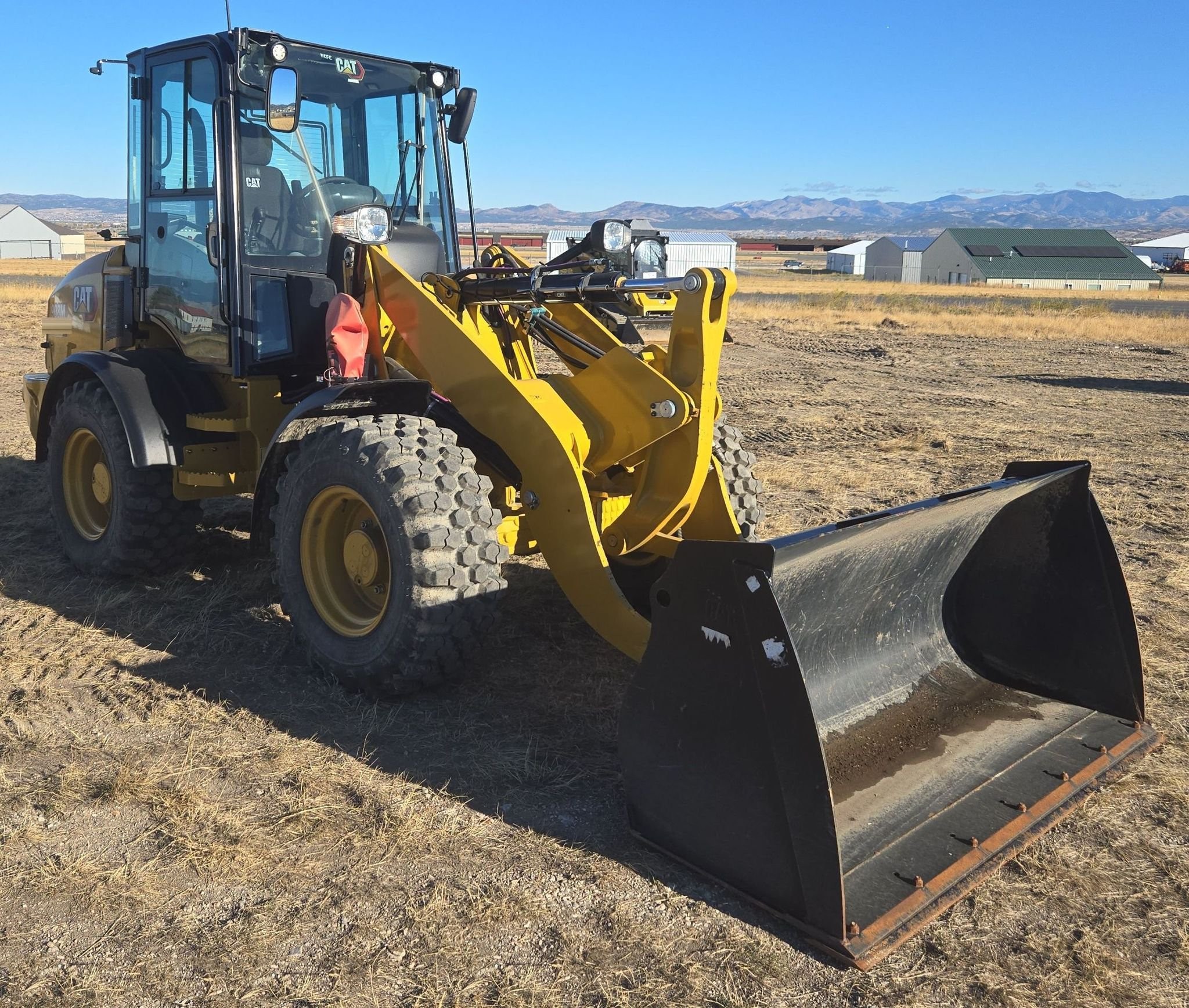gallery 2022 Caterpillar 908M wheel loader