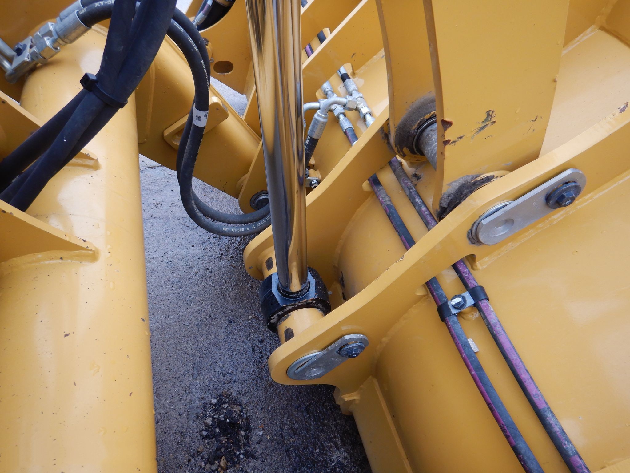 gallery 2014 Caterpillar 430F backhoe