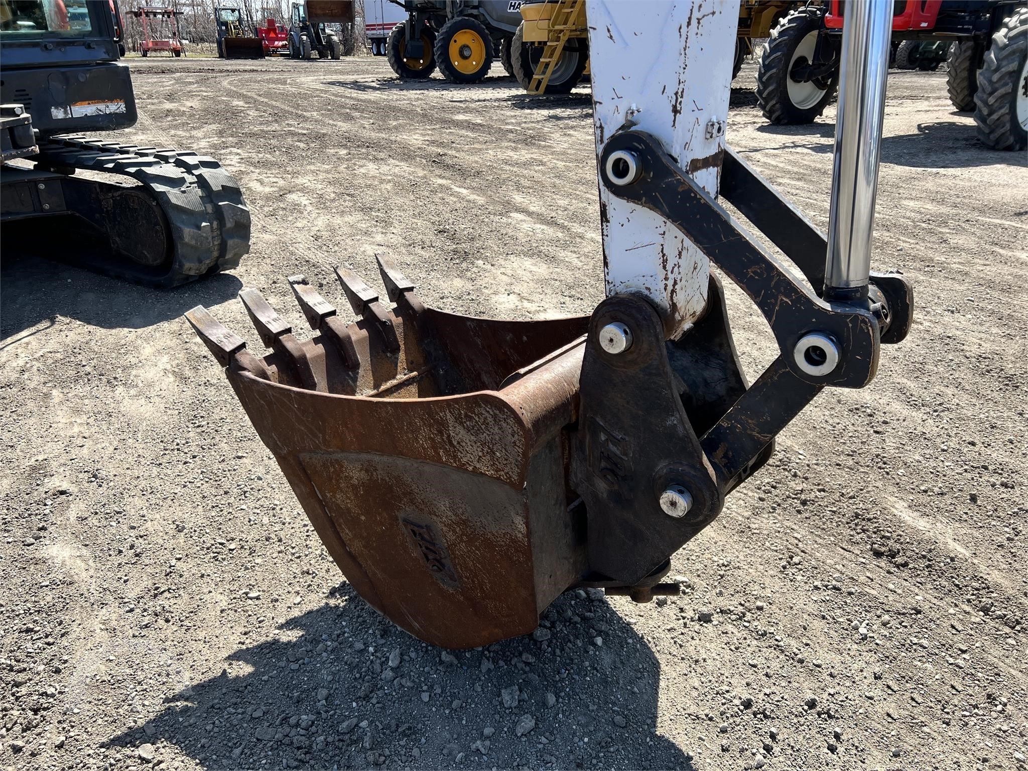 gallery 2016 BOBCAT E85  Mini Excavator