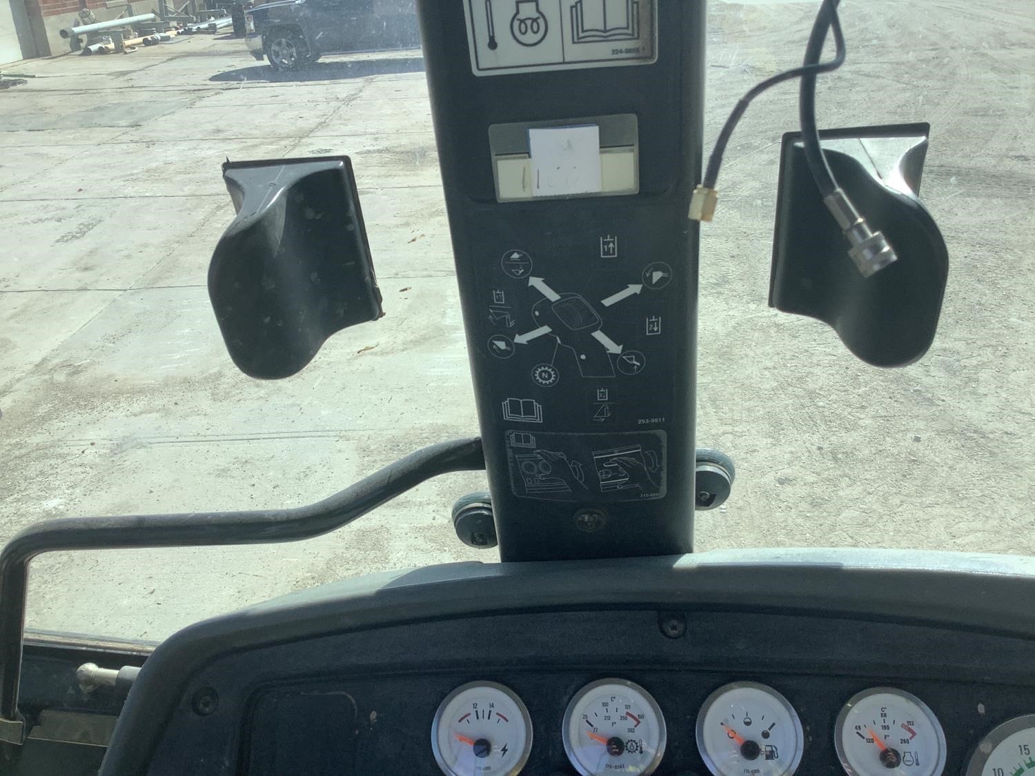 gallery 2005 Caterpillar 420D 4x4 Loader Backhoe W4-IN-1 Bucket & Extend