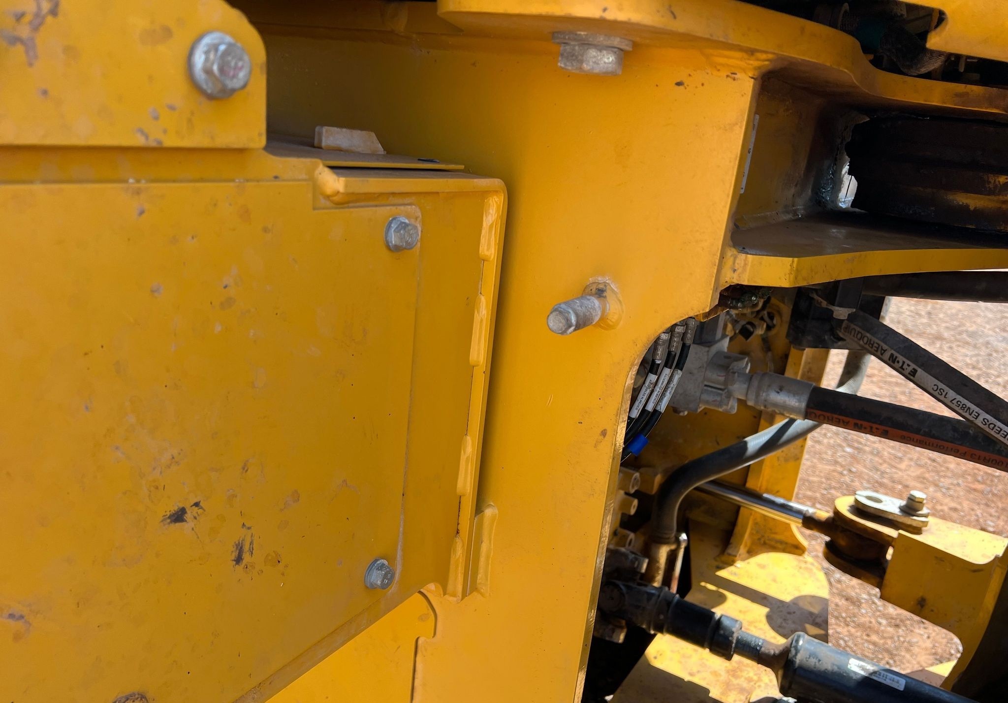 gallery 2021 John Deere 624 P-Tier wheel loader