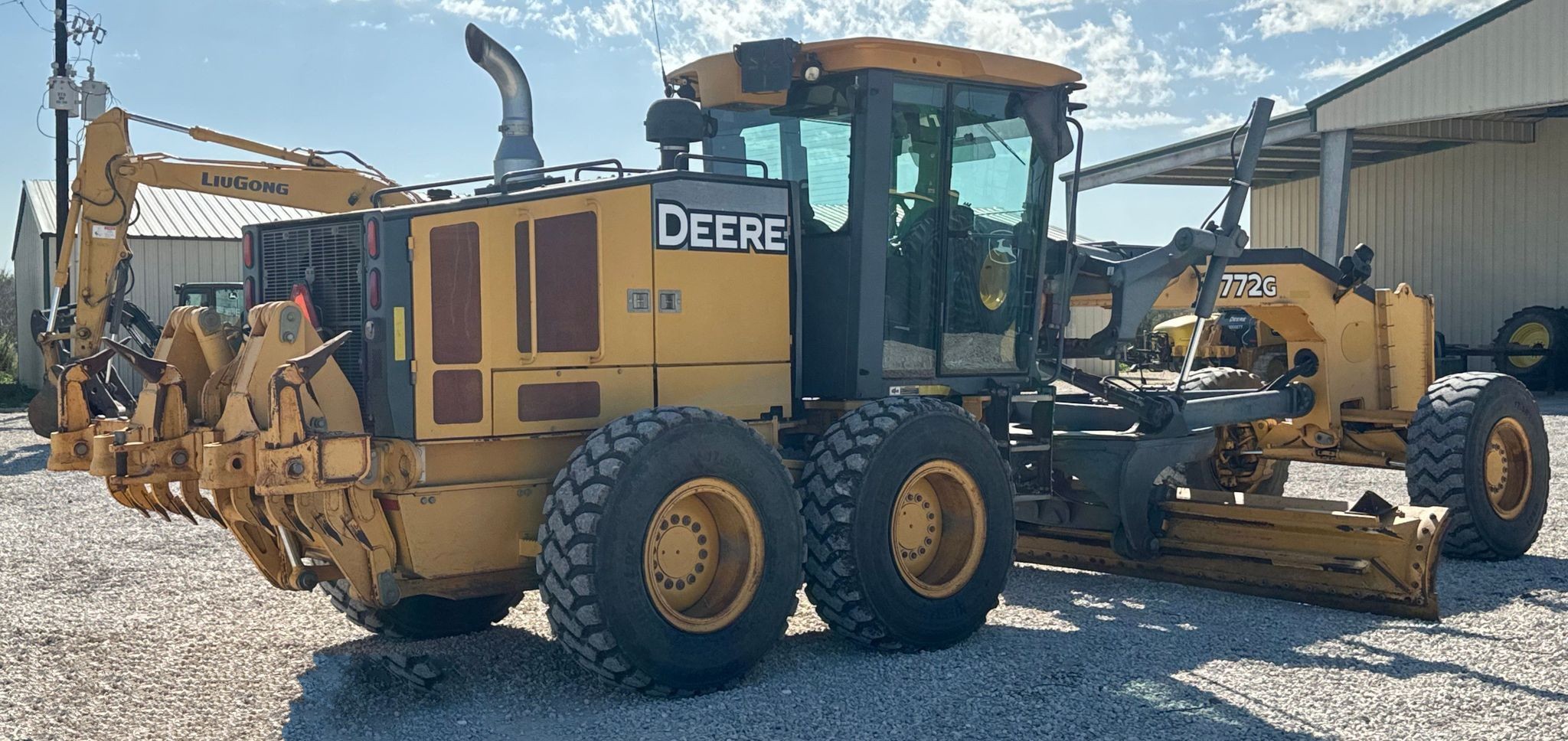 gallery 2013 John Deere 772G motor grader