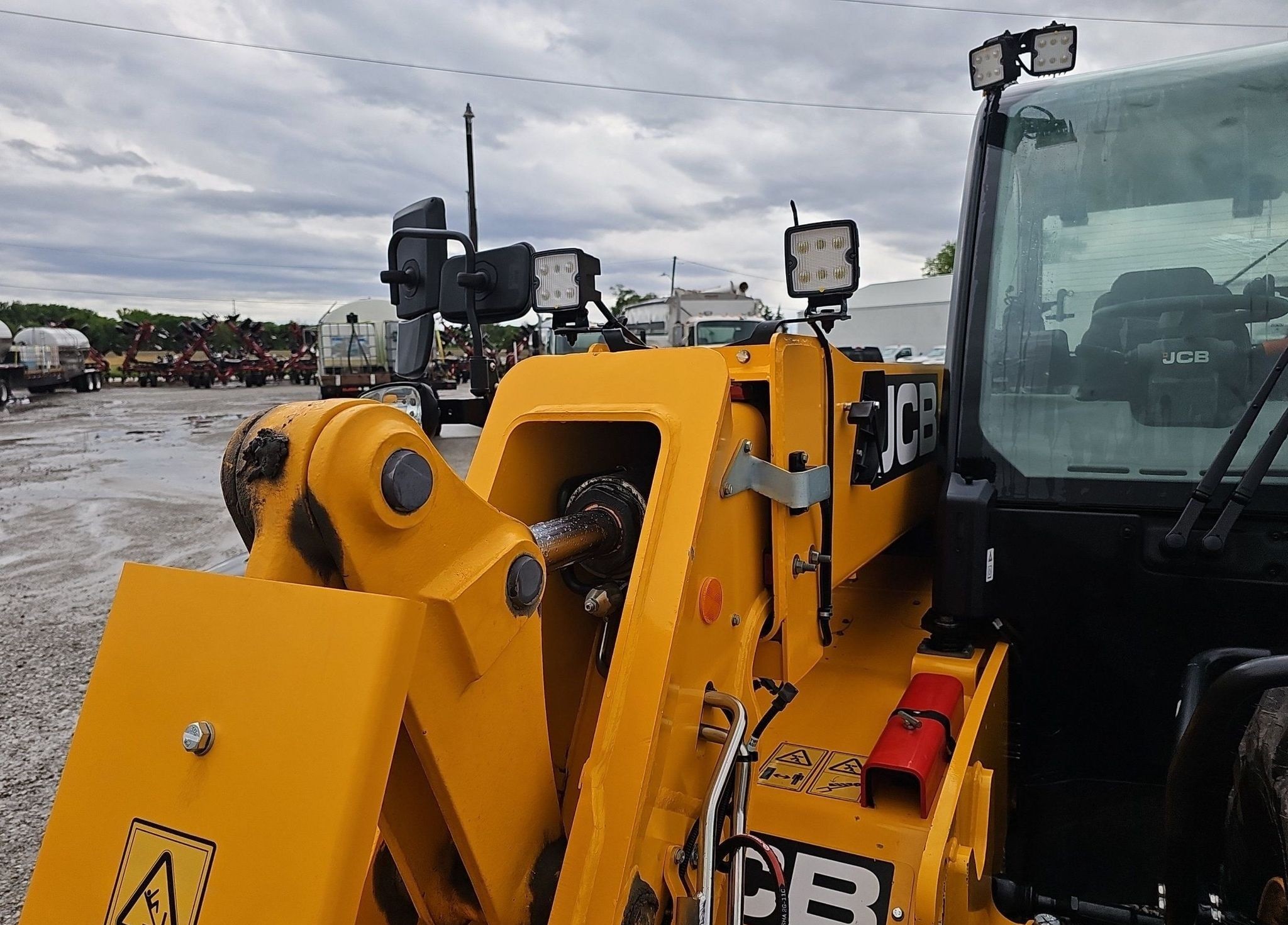 gallery 2023 JCB 542-70AG telehandler
