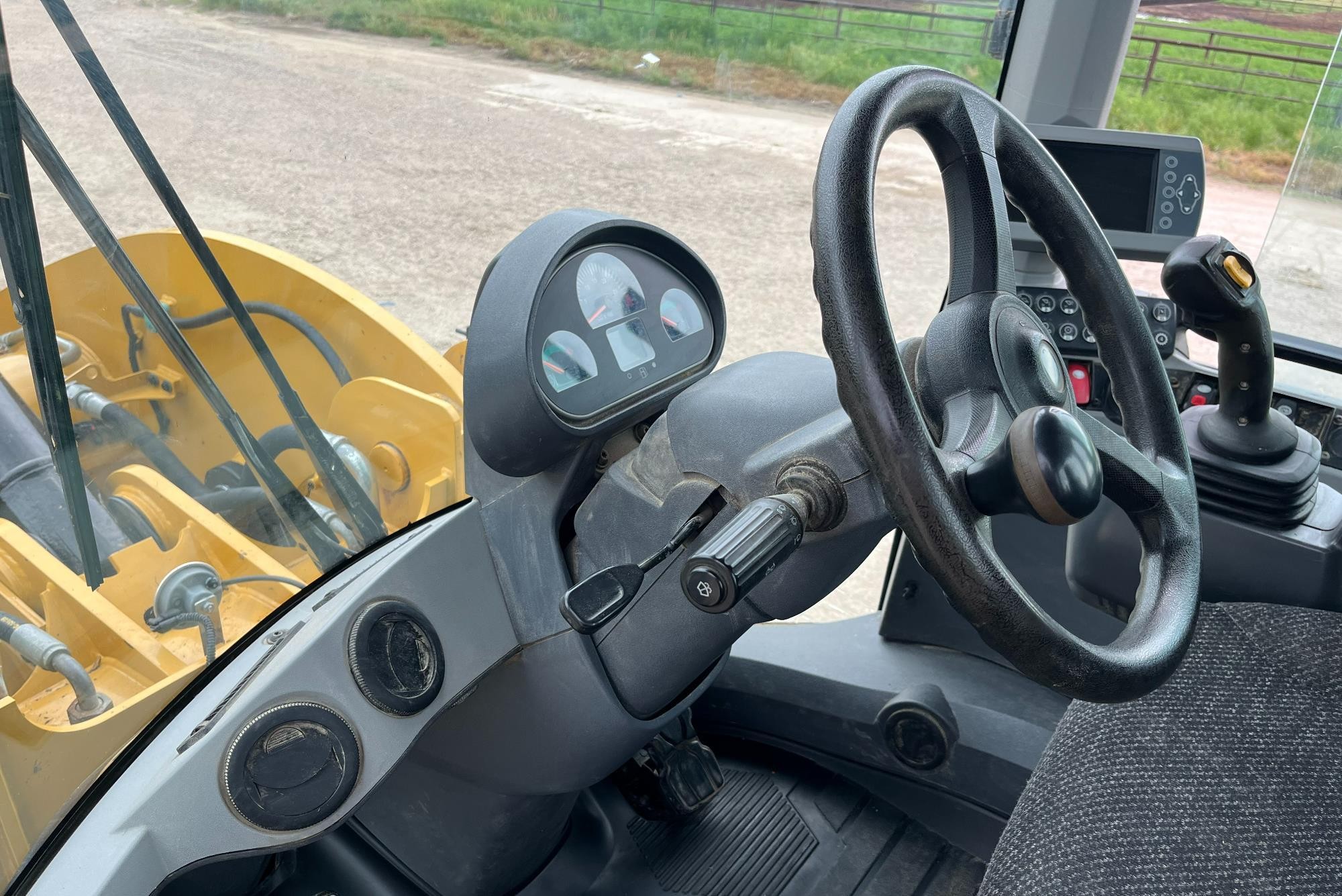 gallery 2015 Caterpillar 924K High Lift Wheel Loader