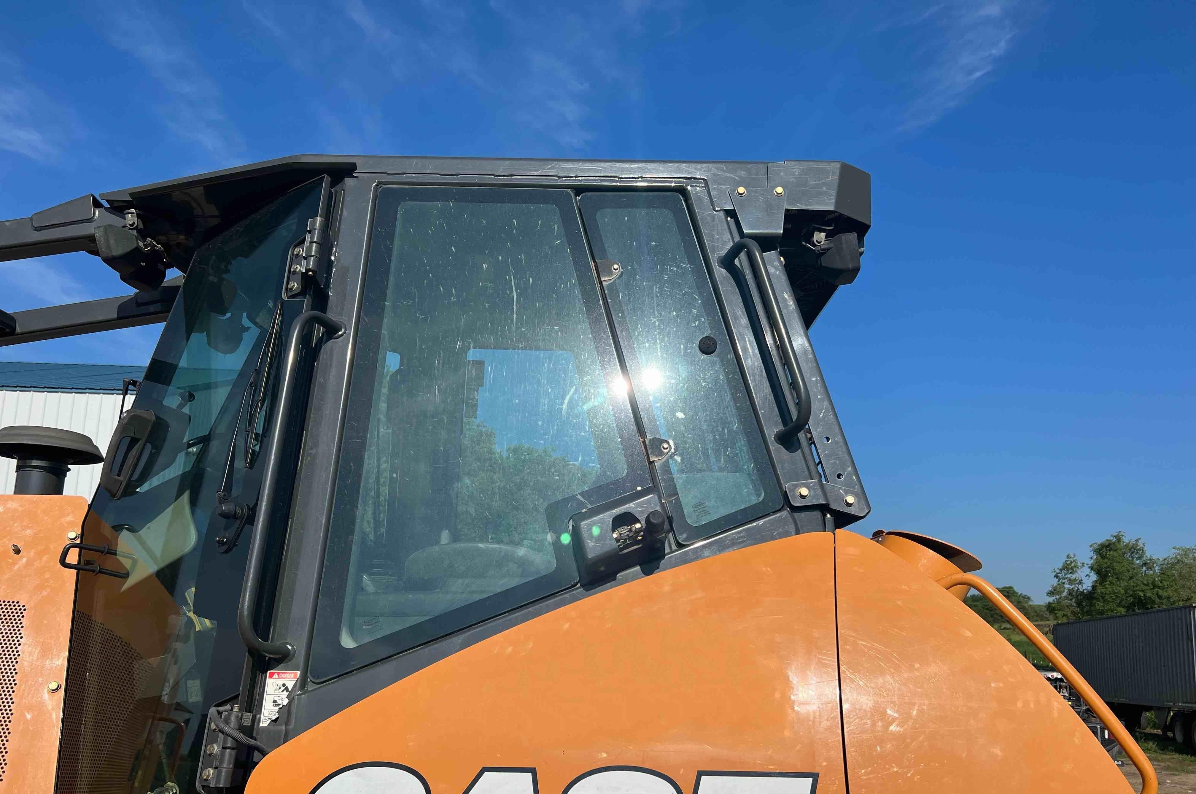 gallery 2017 Case 1150M LGP Crawler Dozer