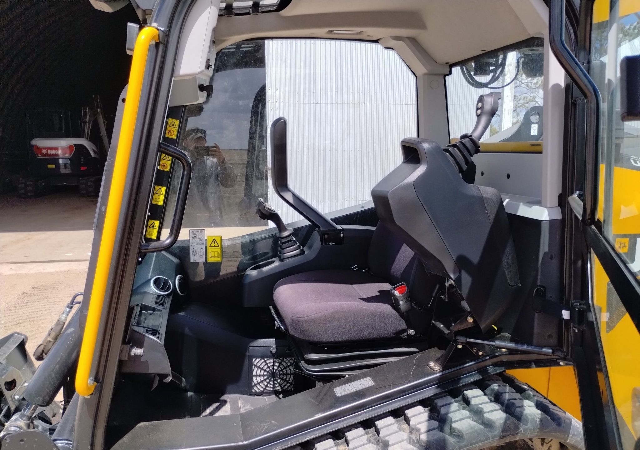 gallery 2021 JCB 215T Super tracked skid steer loader