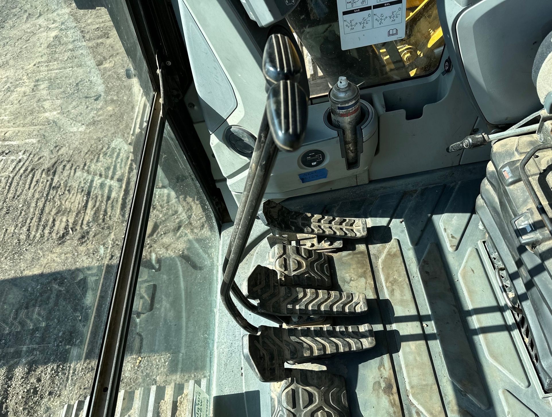 gallery 2015 Caterpillar 323FL excavator