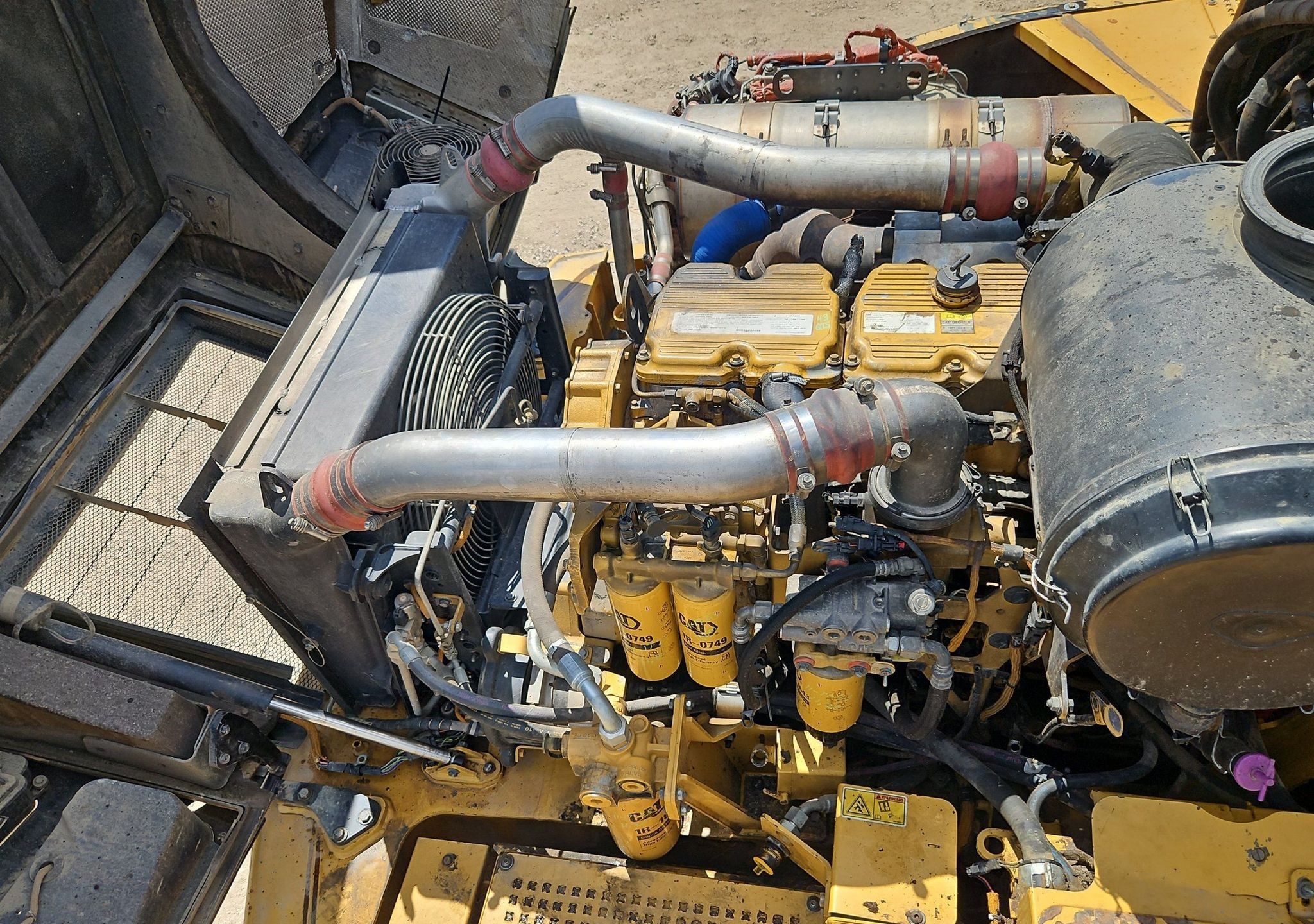 gallery 2013 Caterpillar 740B haul truck