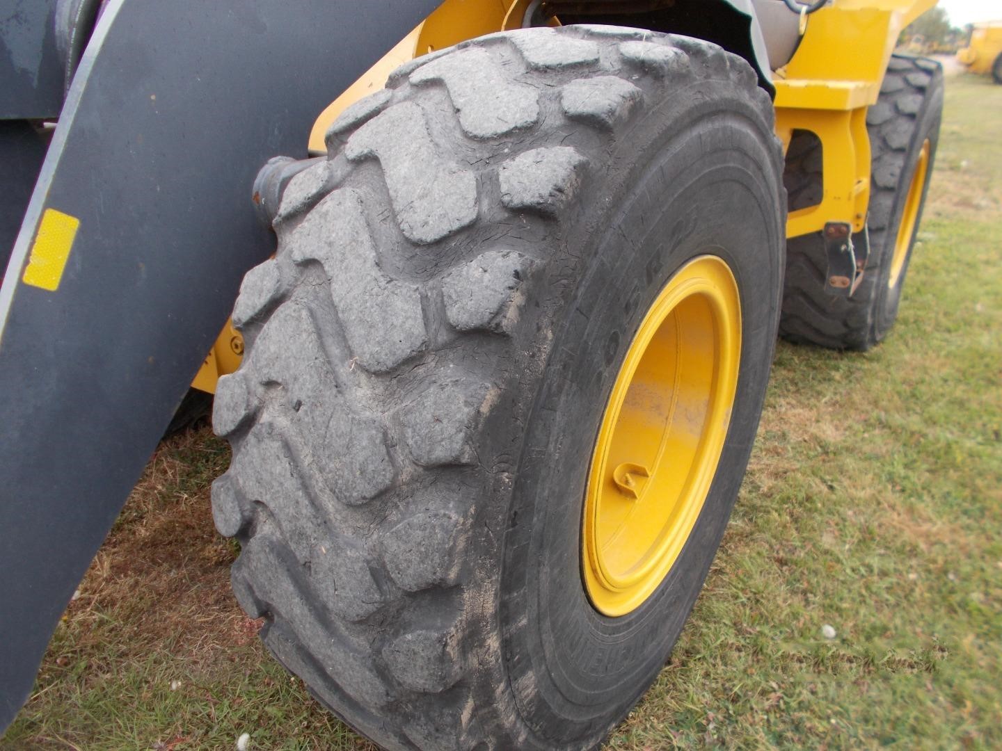gallery 2015 John Deere 544K Wheel Loader