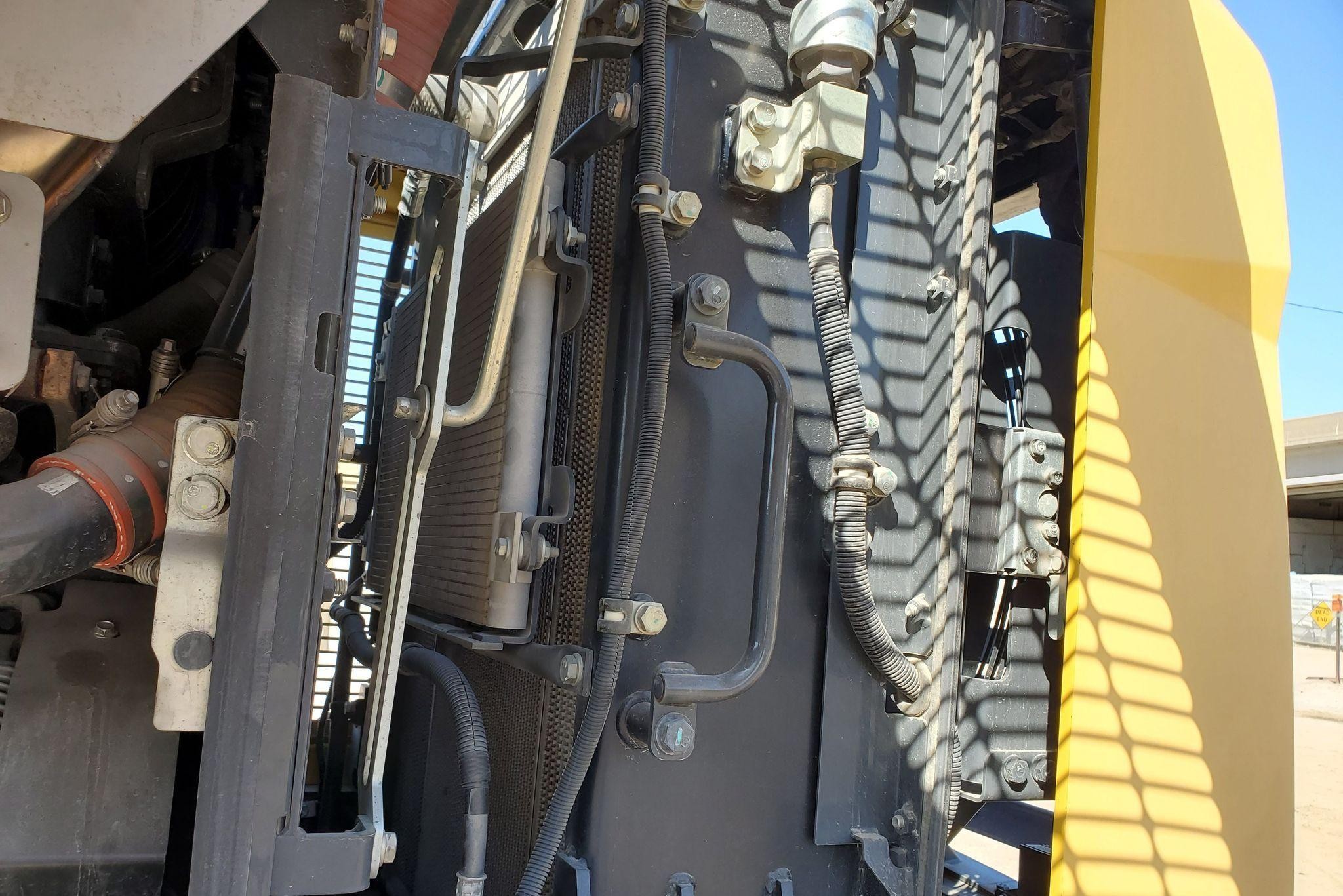 gallery 2014 Komatsu WA270-7 wheel loader