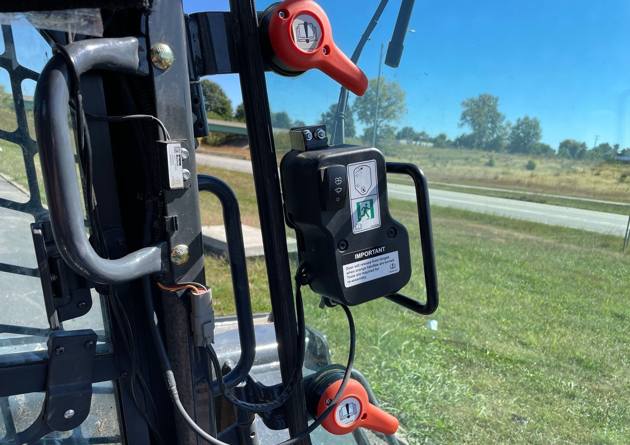 gallery 2021 John Deere 325G tracked skid steer loader