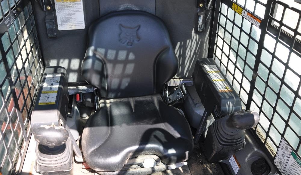 gallery 2013 Bobcat T870 Compact Track Loader