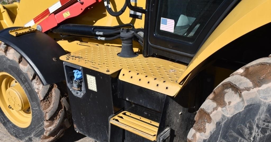 gallery 2017 CATERPILLAR 420F2 BACKHOE