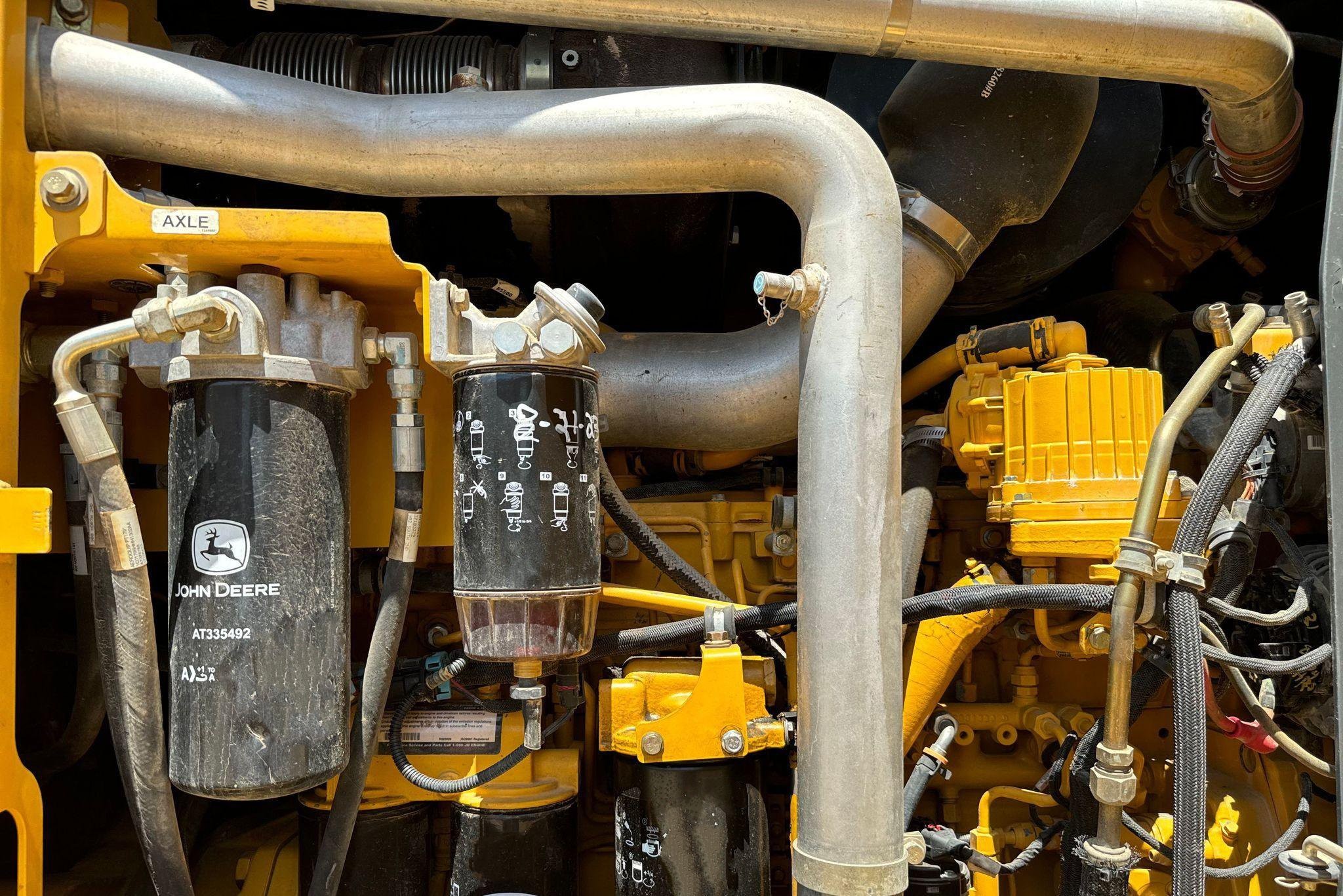 gallery 2011 John Deere 772G motor grader
