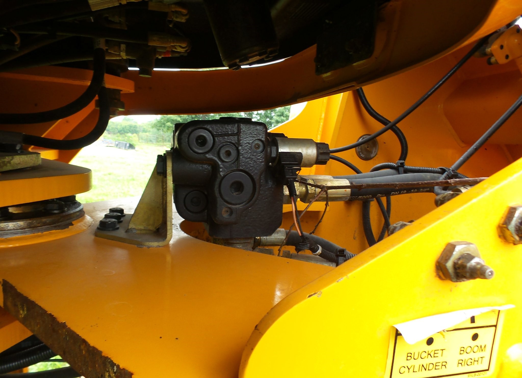 gallery 2013 Hyundai HL740-9 wheel loader