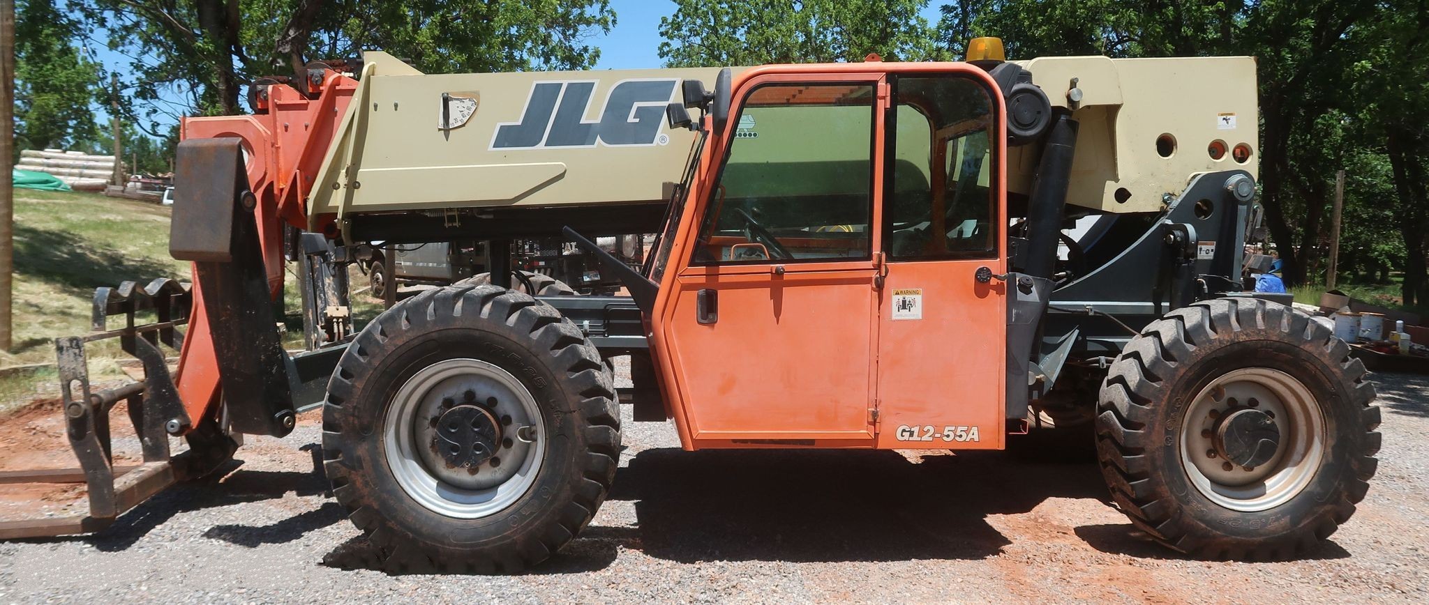 gallery 2008 JLG G12-55A  telehandler