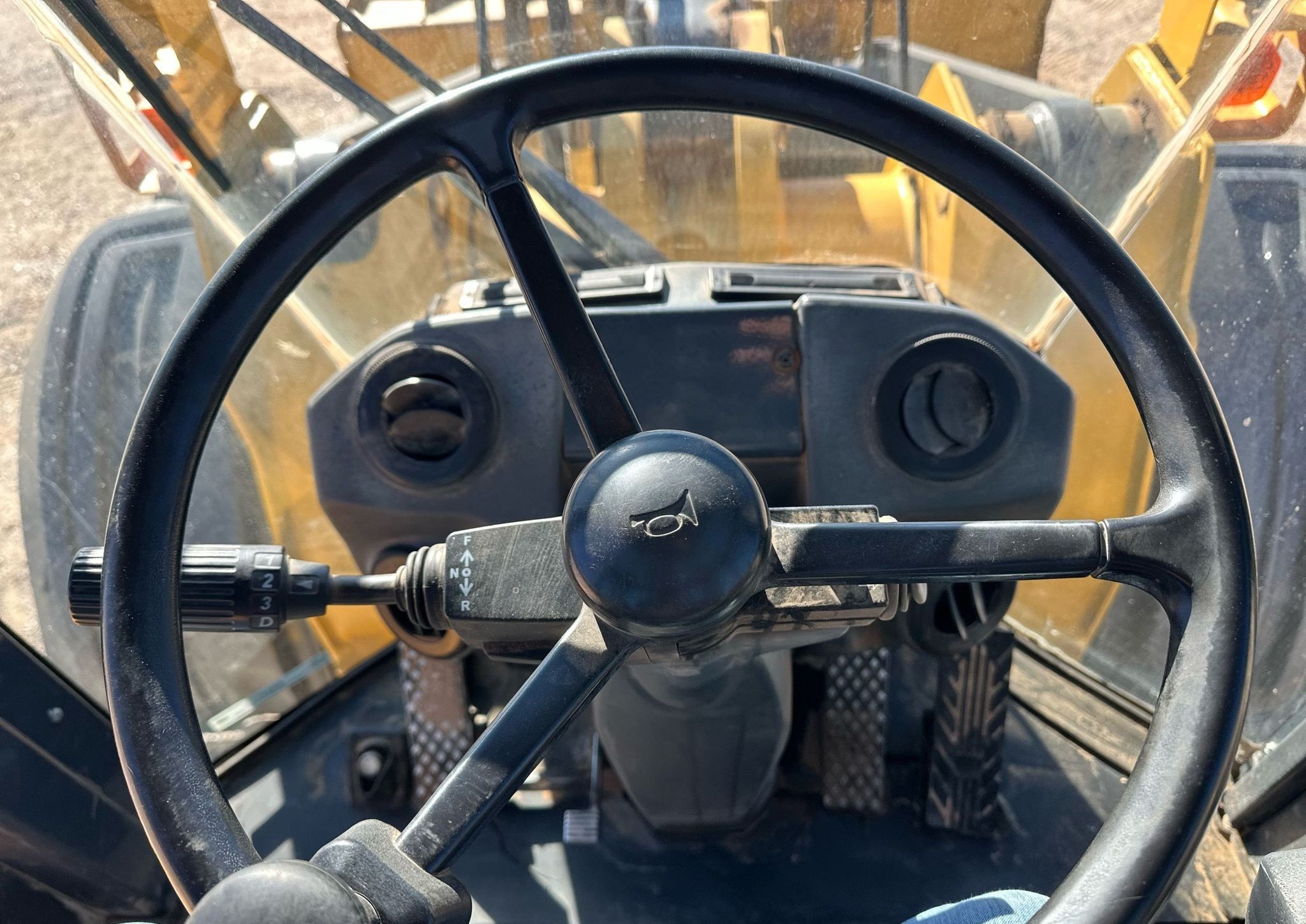 gallery 2012 John Deere 744K wheel loader