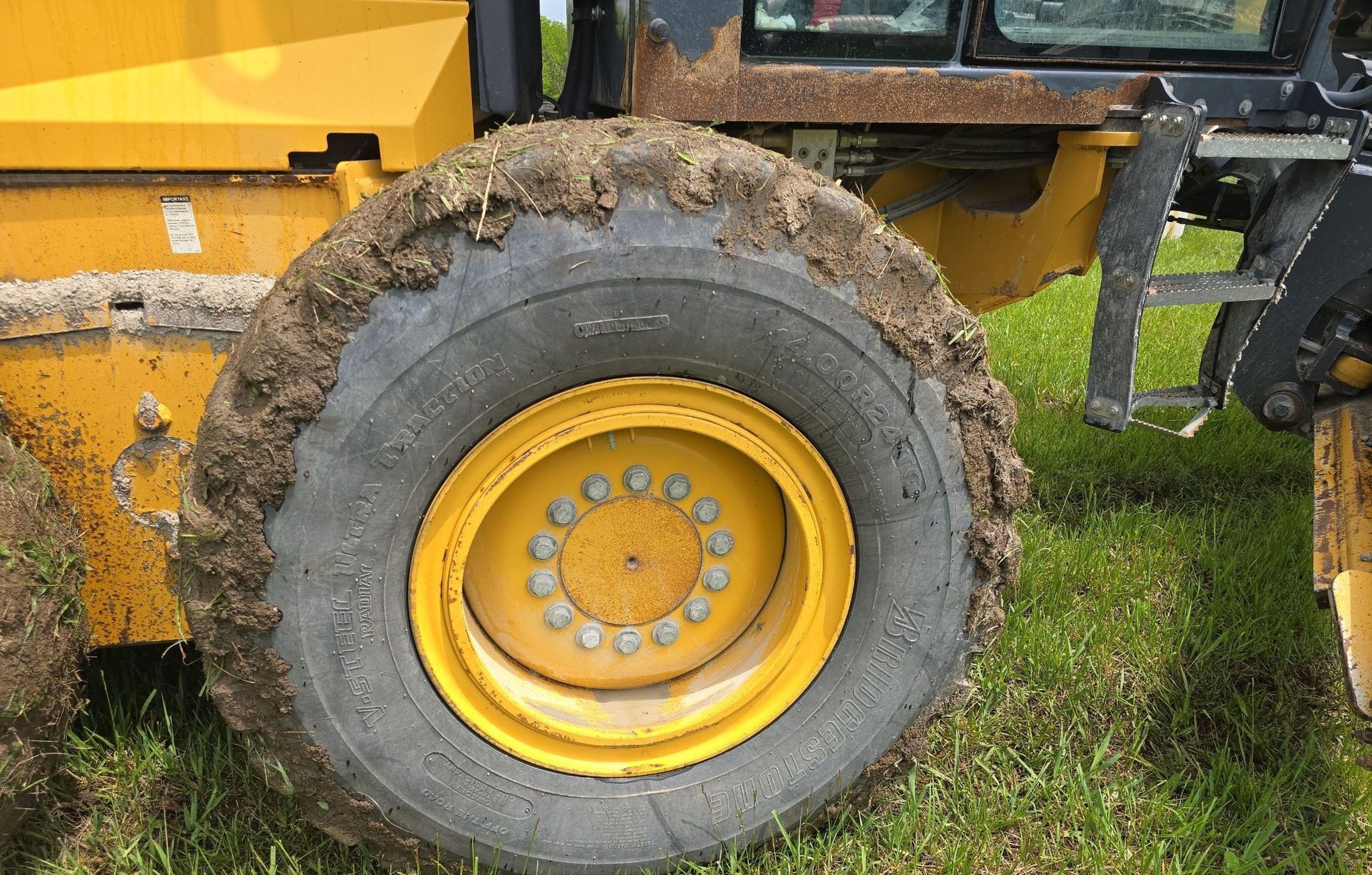 gallery 2013 John Deere 770G motor grader