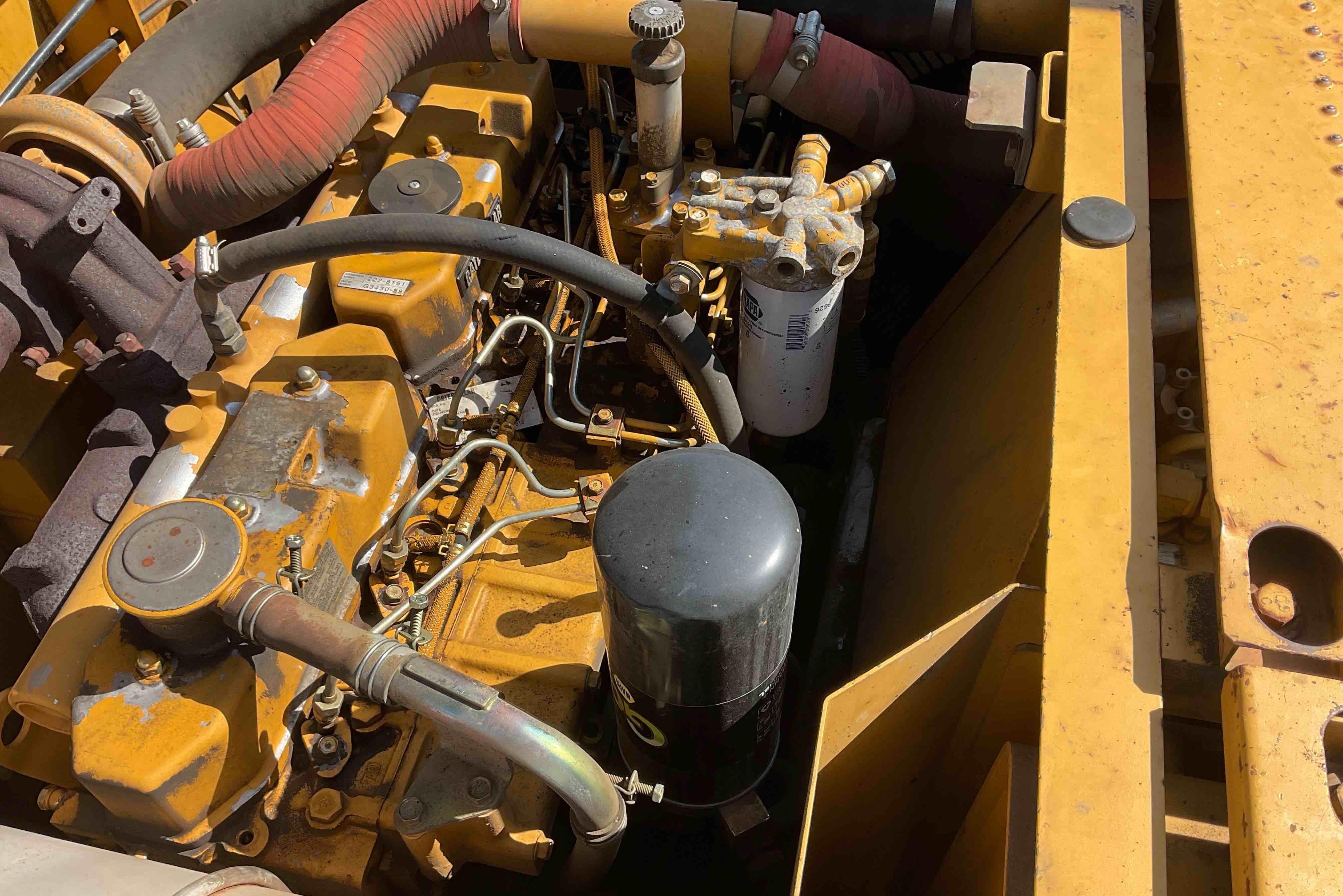 gallery 2004 Caterpillar 320CLU Excavator