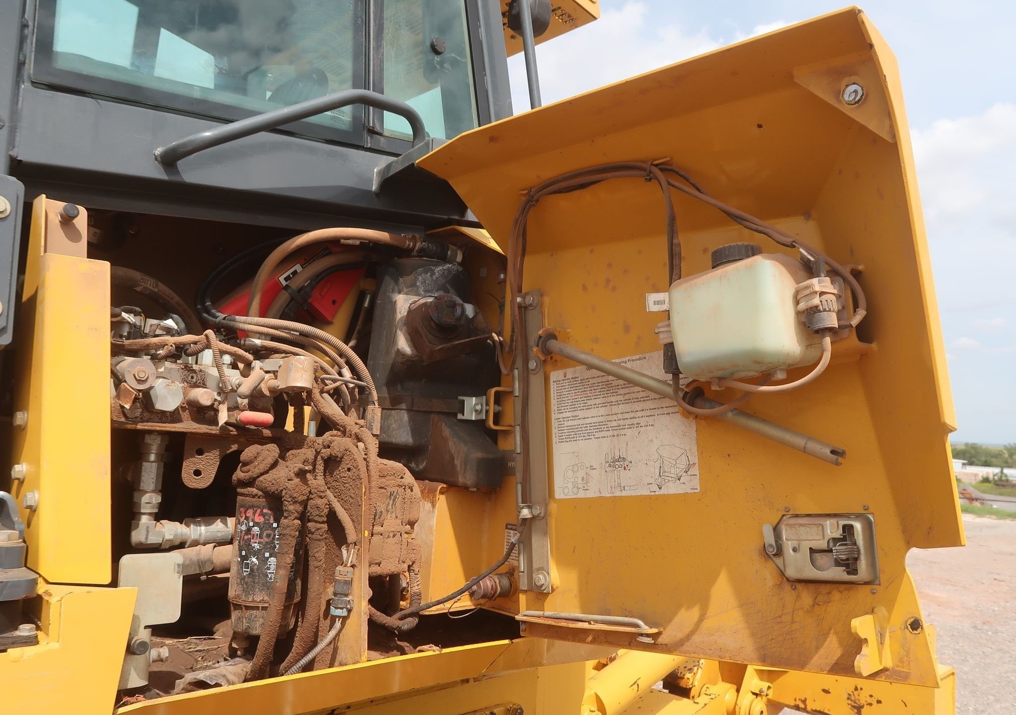 gallery 2015 John Deere 750K WLT dozer