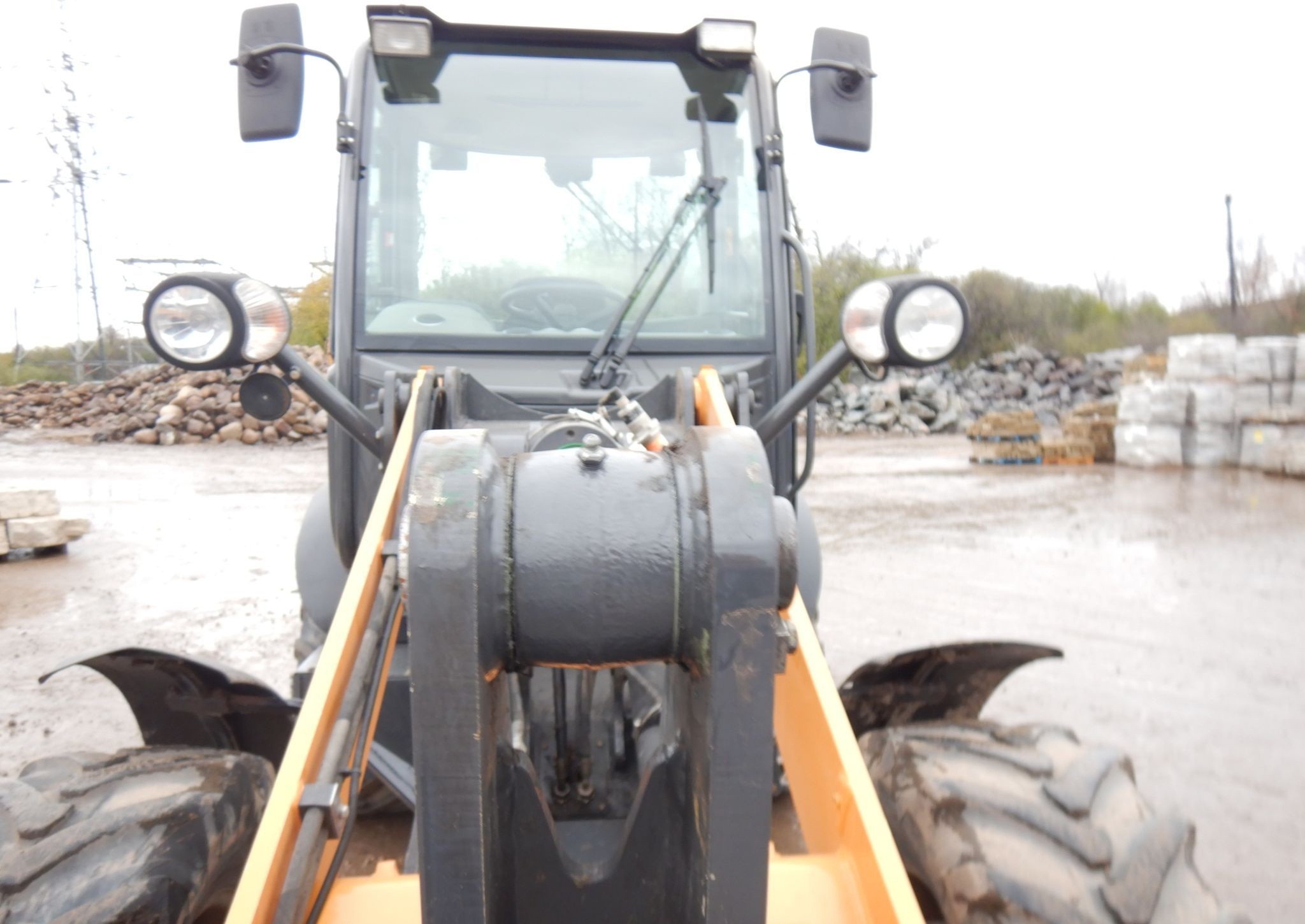 gallery 2018 Case 321F wheel loader