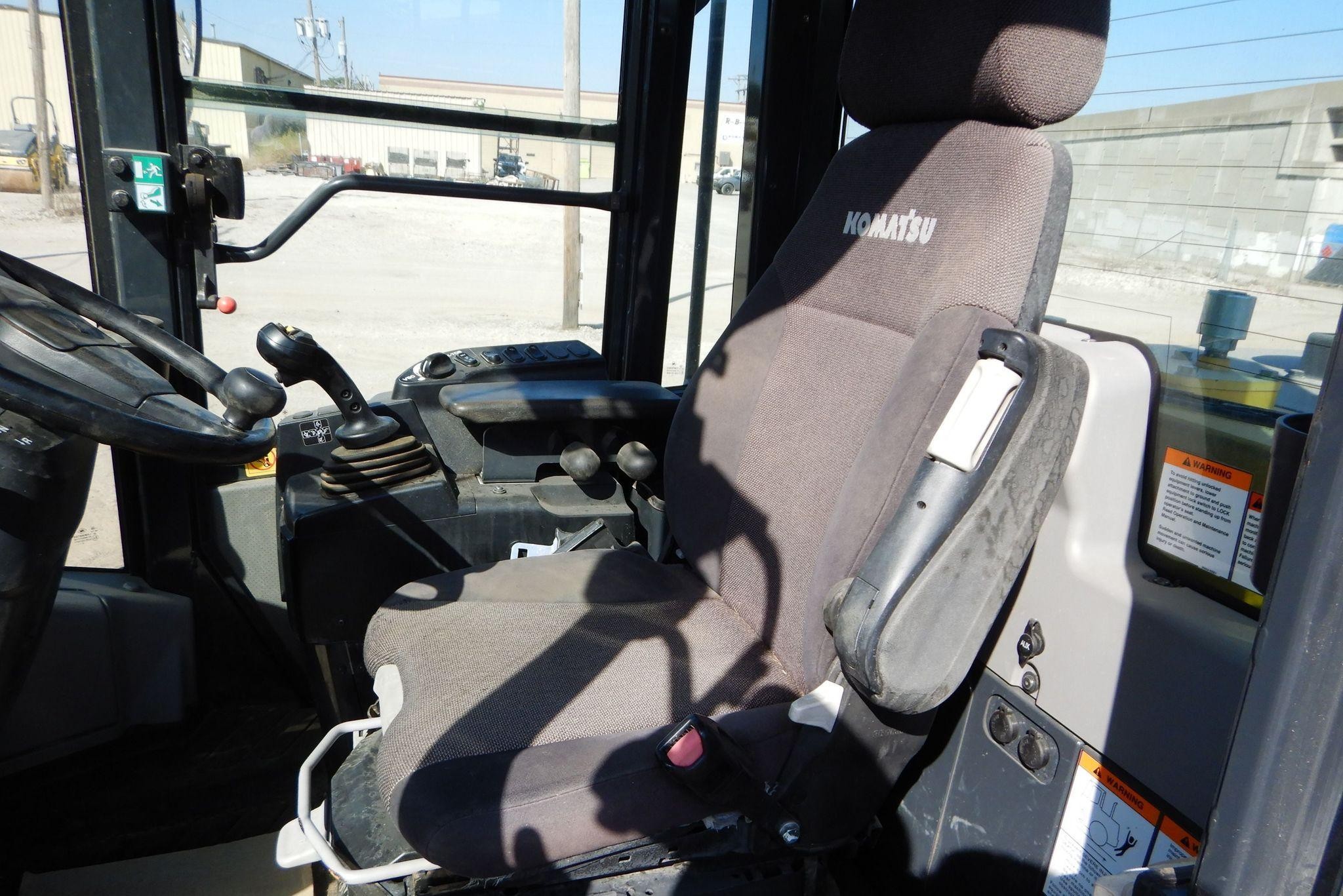 gallery 2014 Komatsu WA270-7 wheel loader