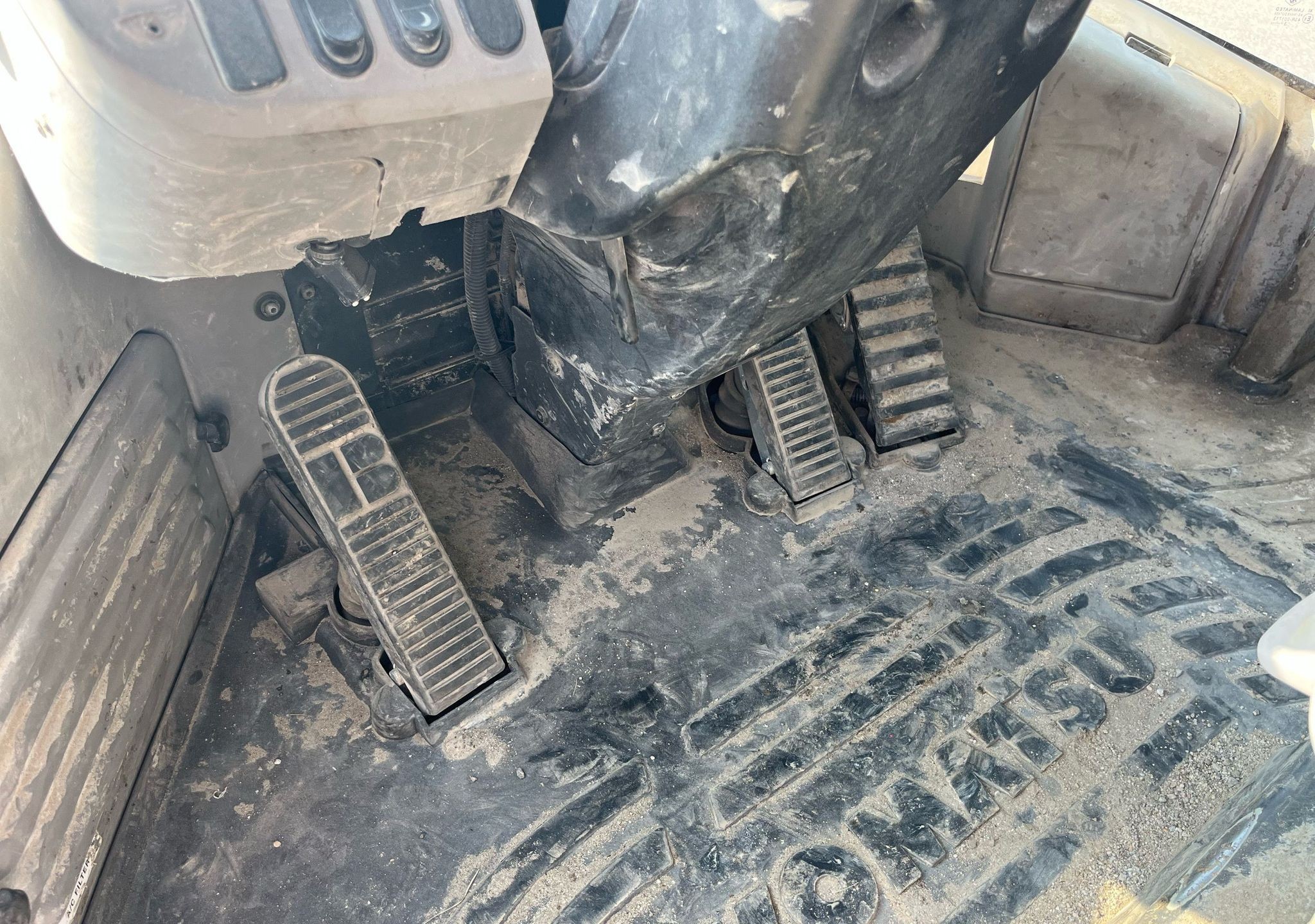 gallery 2015 Komatsu WA470-7 wheel loader