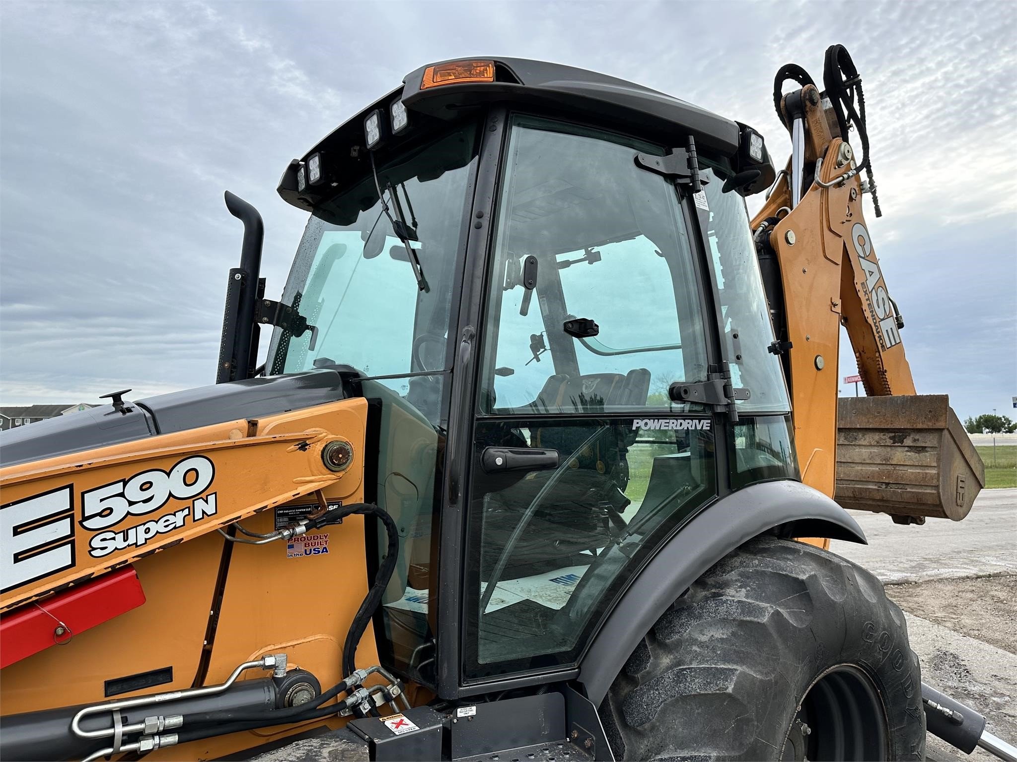 gallery 2019 Case 590SN 4x4 Backhoe Loader