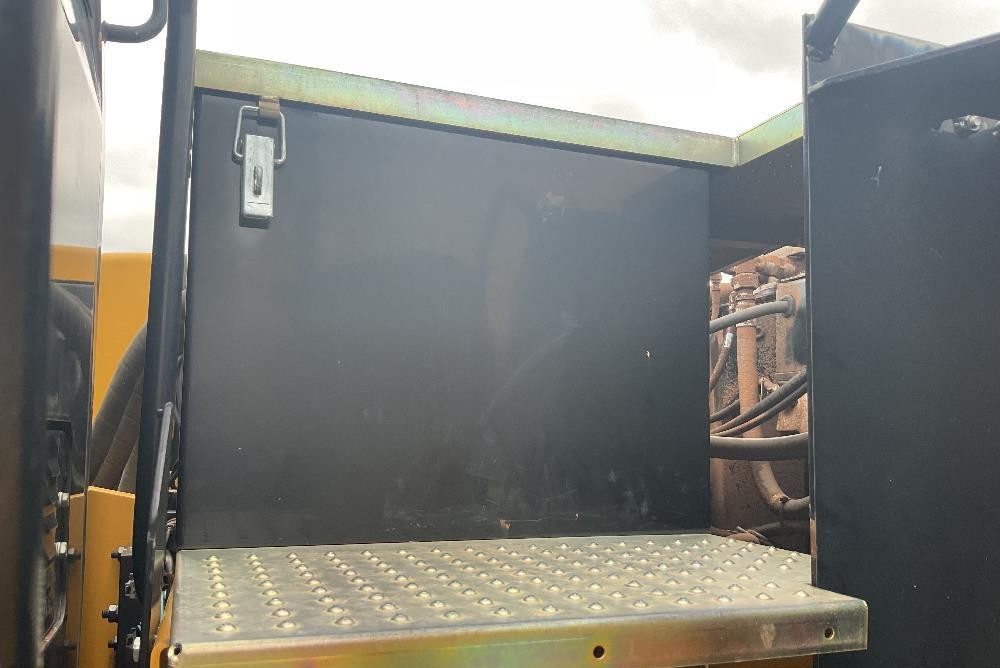 gallery 2011 Caterpillar M322D Wheeled Excavator