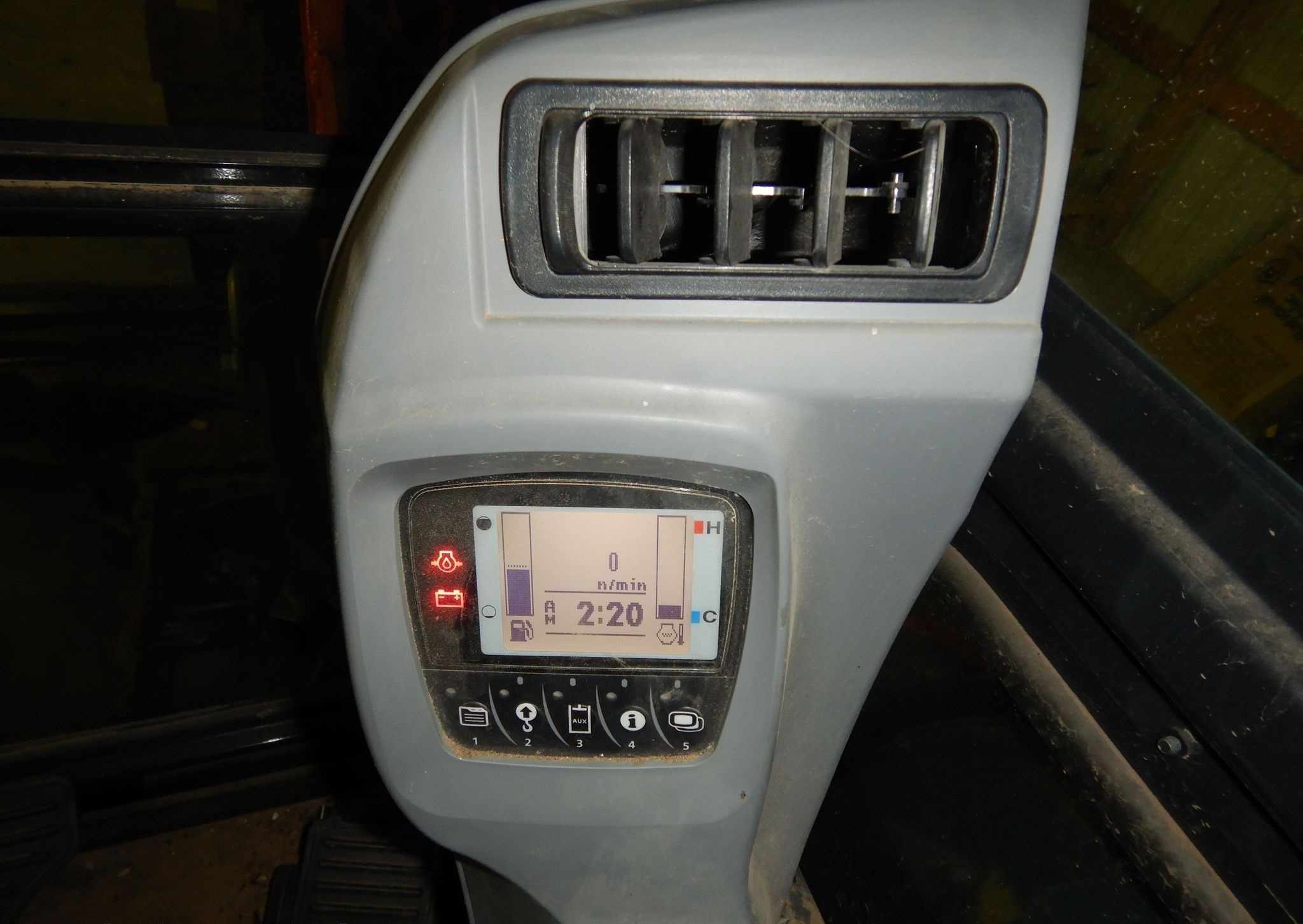 gallery 2016 Kubota KX057-4 mini excavator