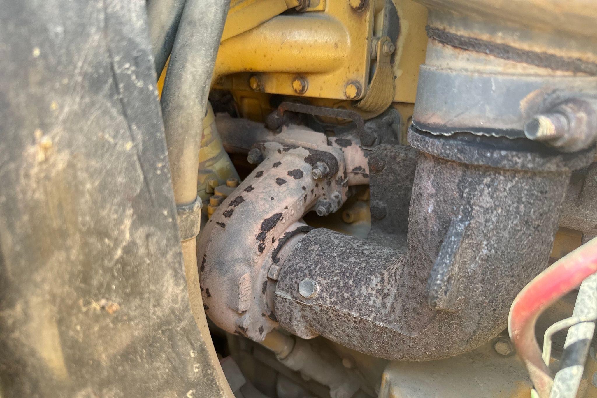 gallery 2002 Caterpillar 953C track loader