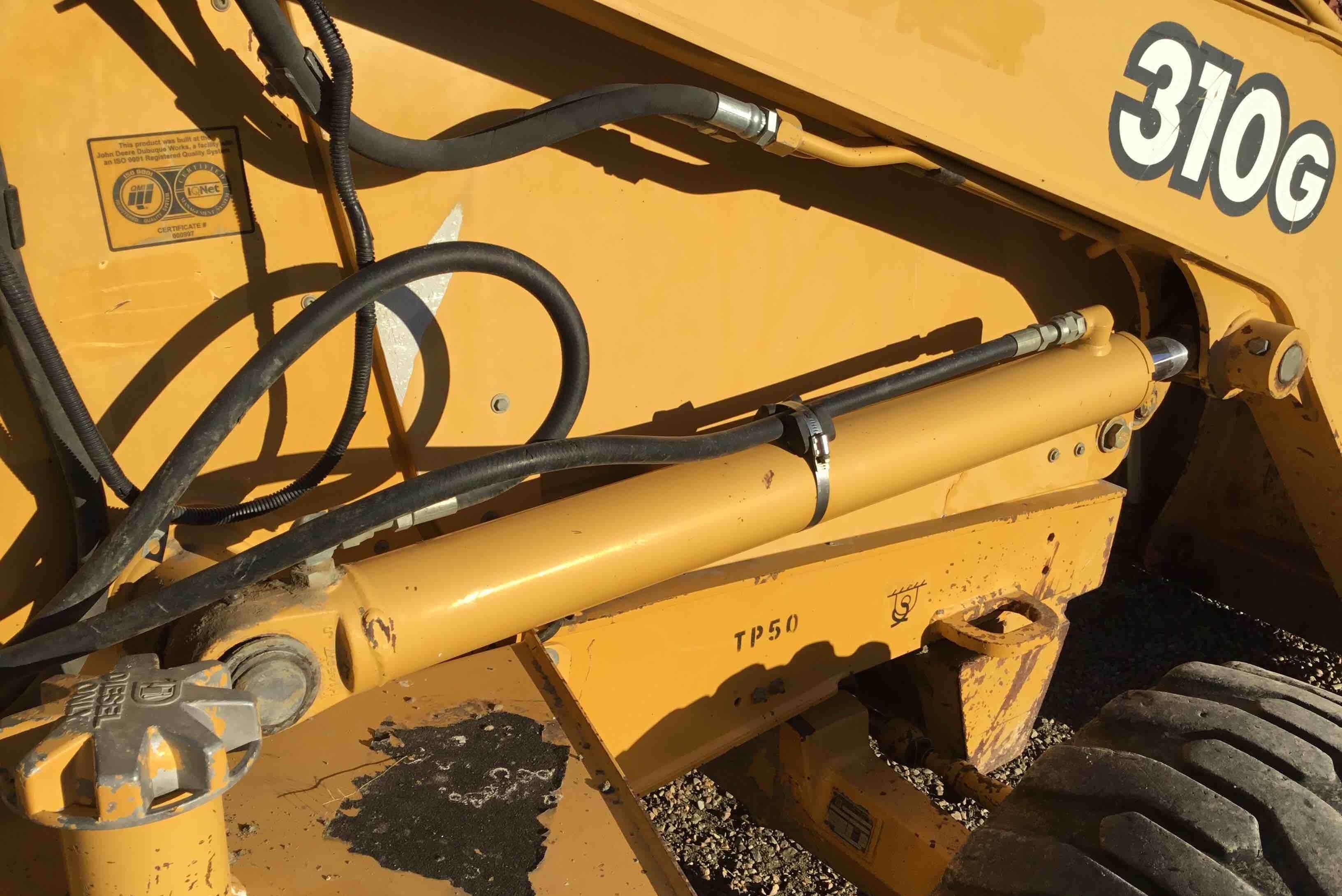 gallery 2001 John Deere 310G 4x4 Loader Backhoe WExtendahoe