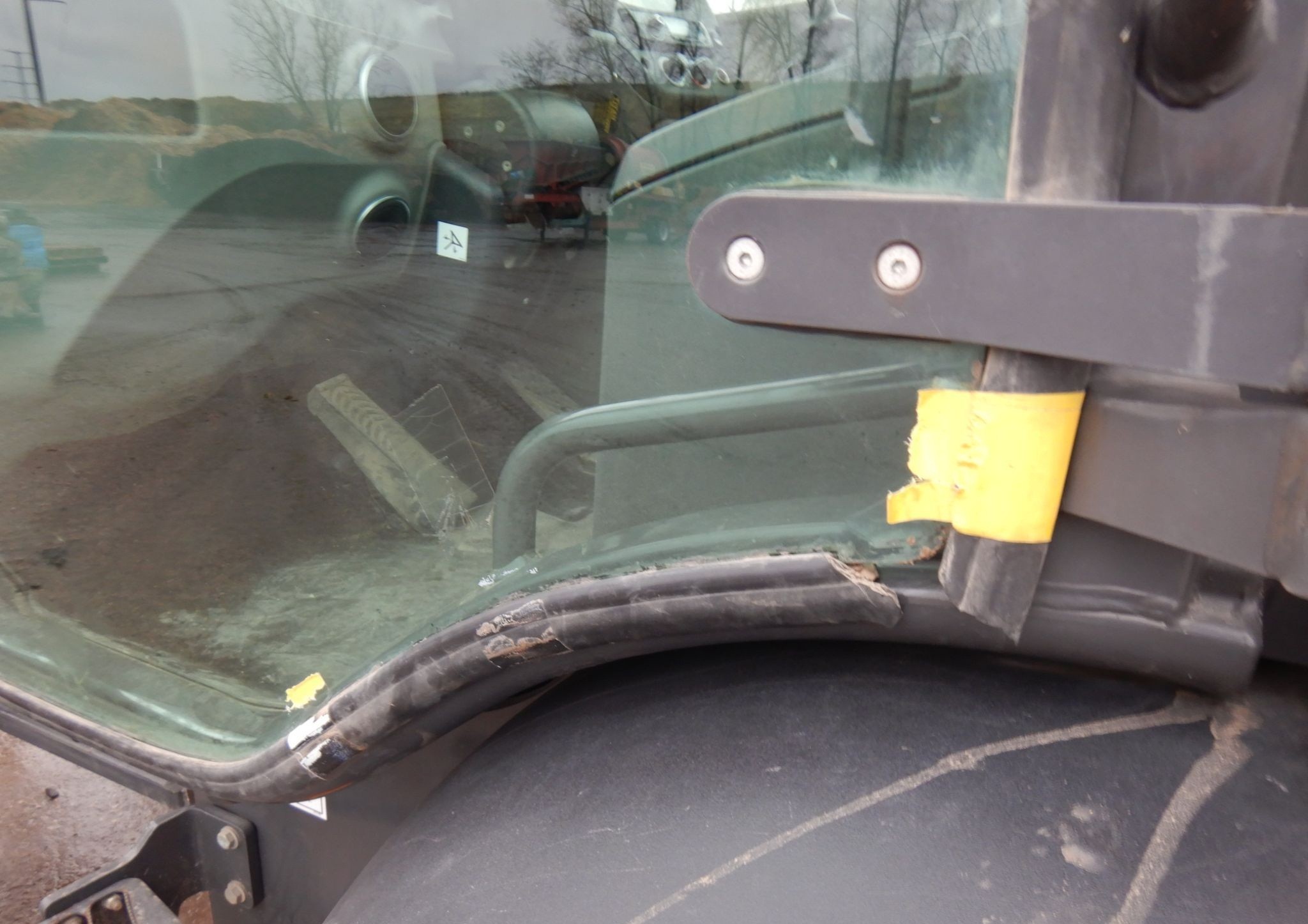 gallery 2018 Case 321F wheel loader