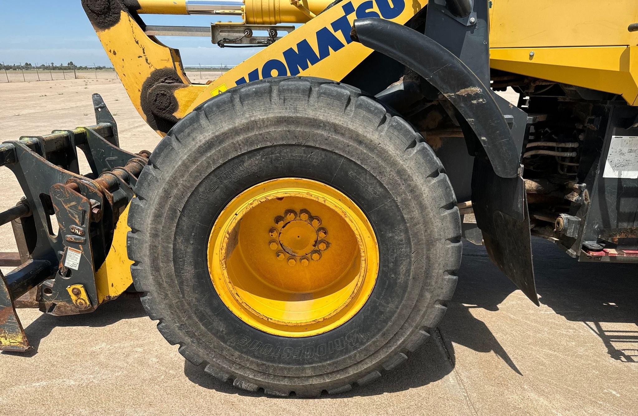 gallery 2014 Komatsu WA270-7 wheel loader