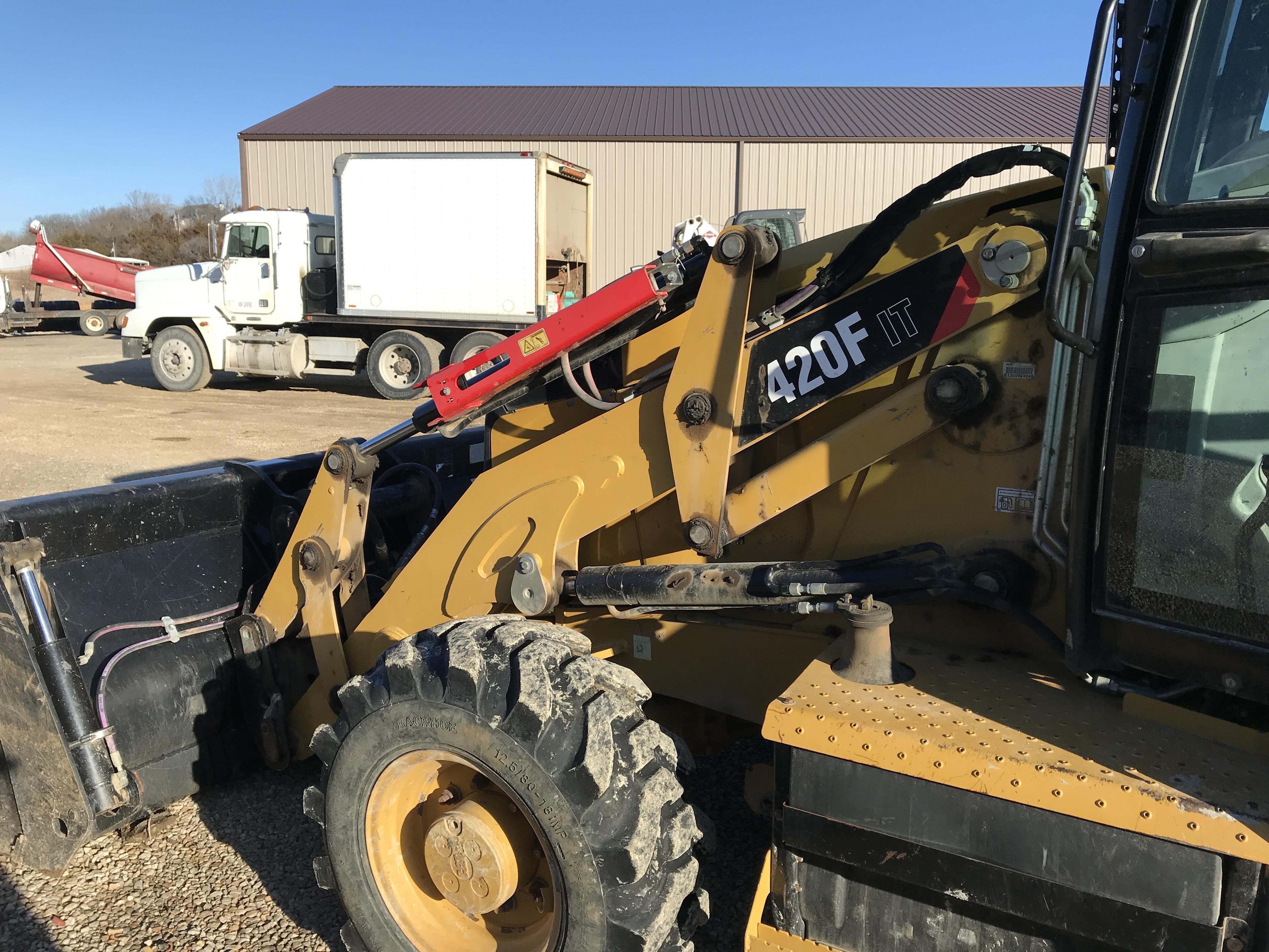 gallery 2013 Caterpillar 420F IT 4x4 Loader Backhoe