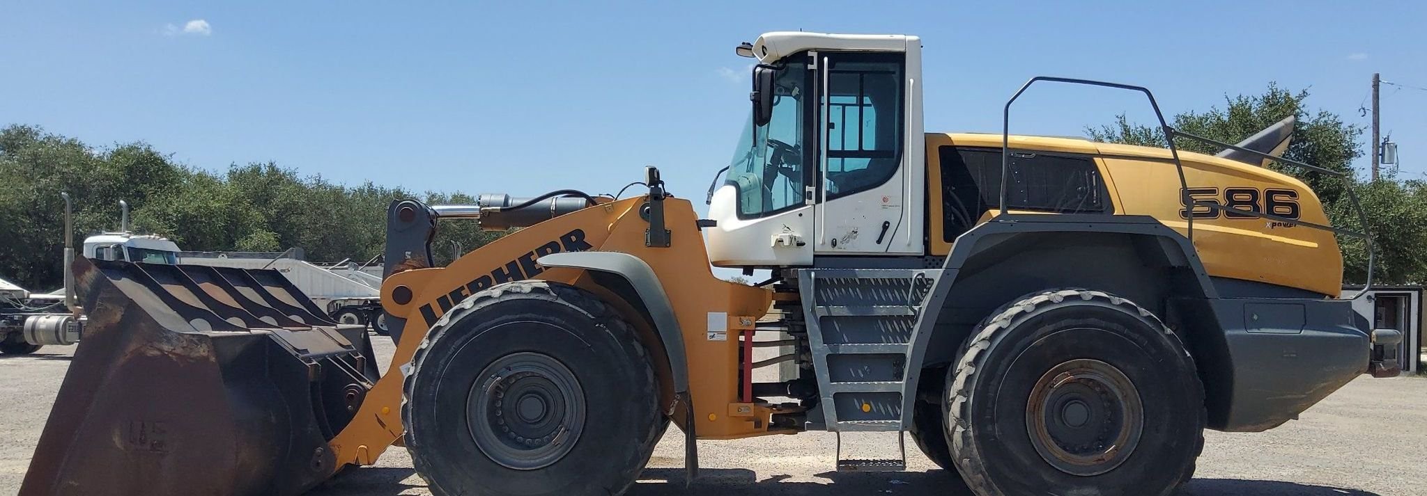 gallery 2017 Liebherr L586 wheel loader