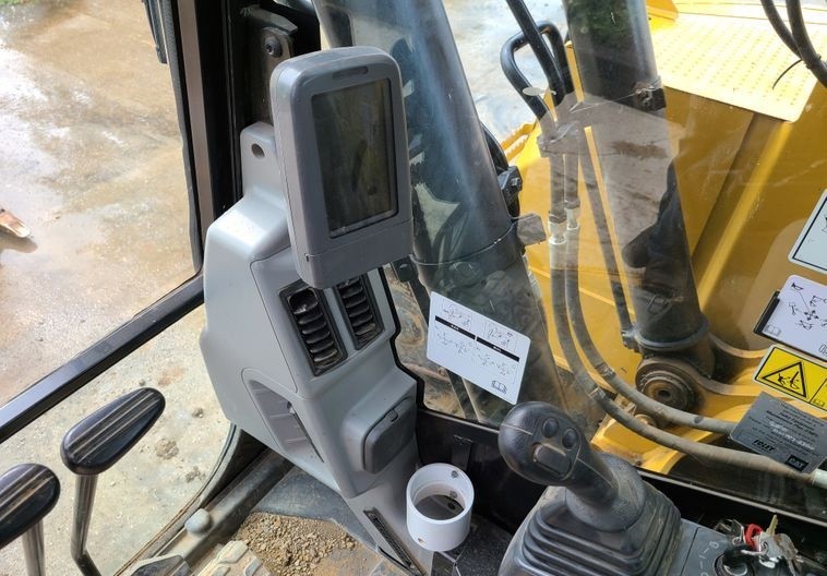 gallery 2014 Caterpillar 321D LCR excavator