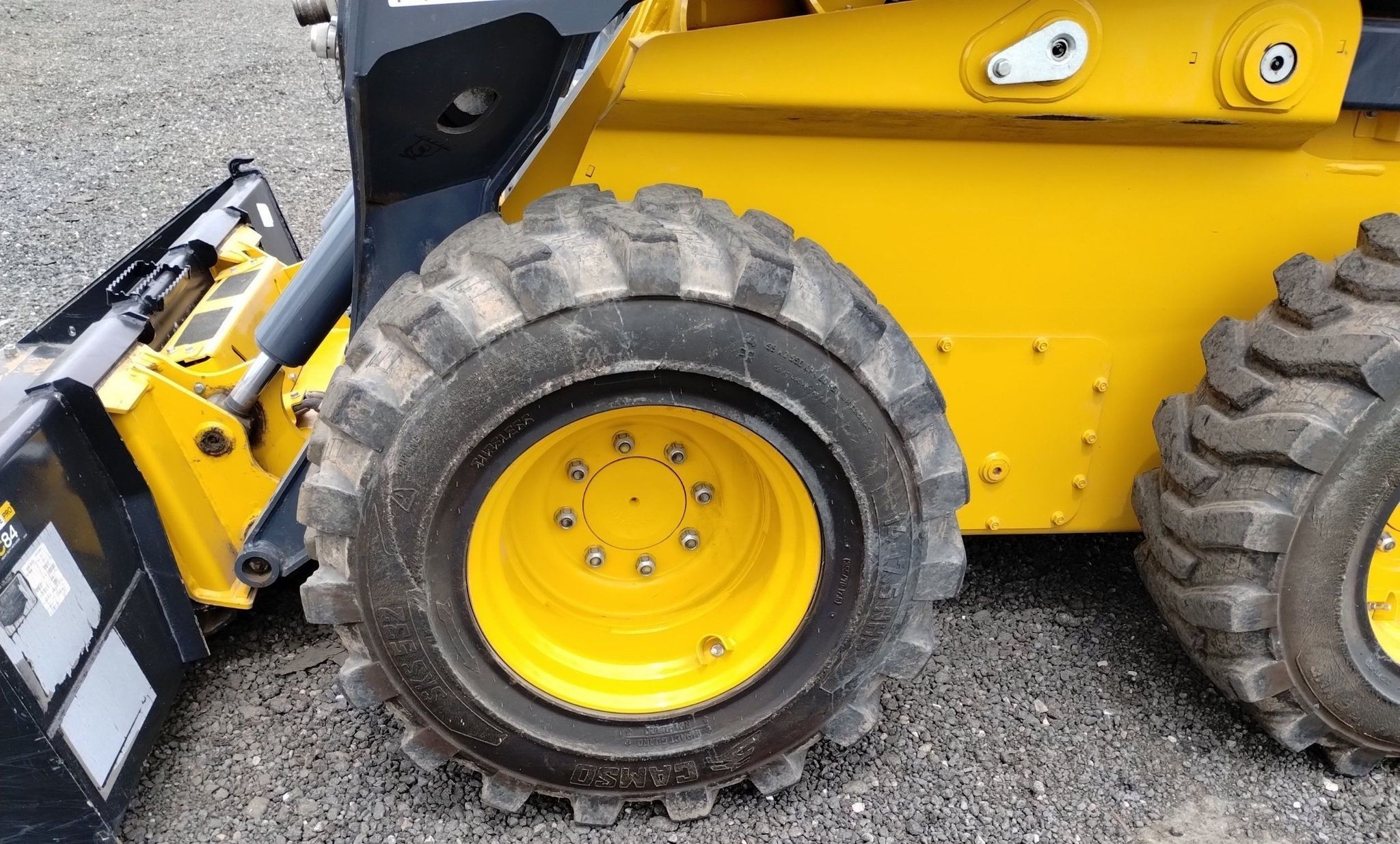 gallery 2022 John Deere 330G skid steer loader