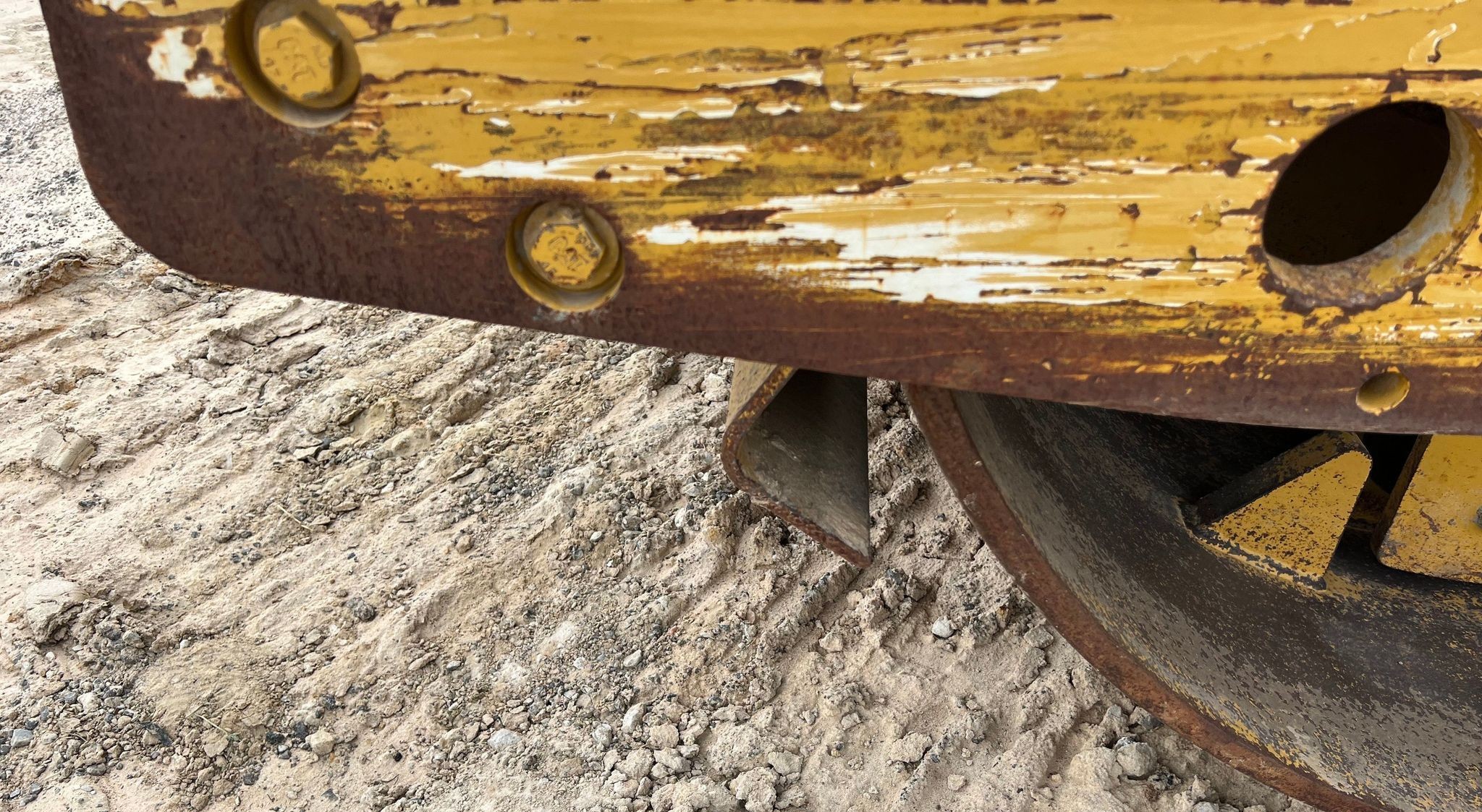 gallery 2008 Caterpillar CS56 single drum vibratory roller
