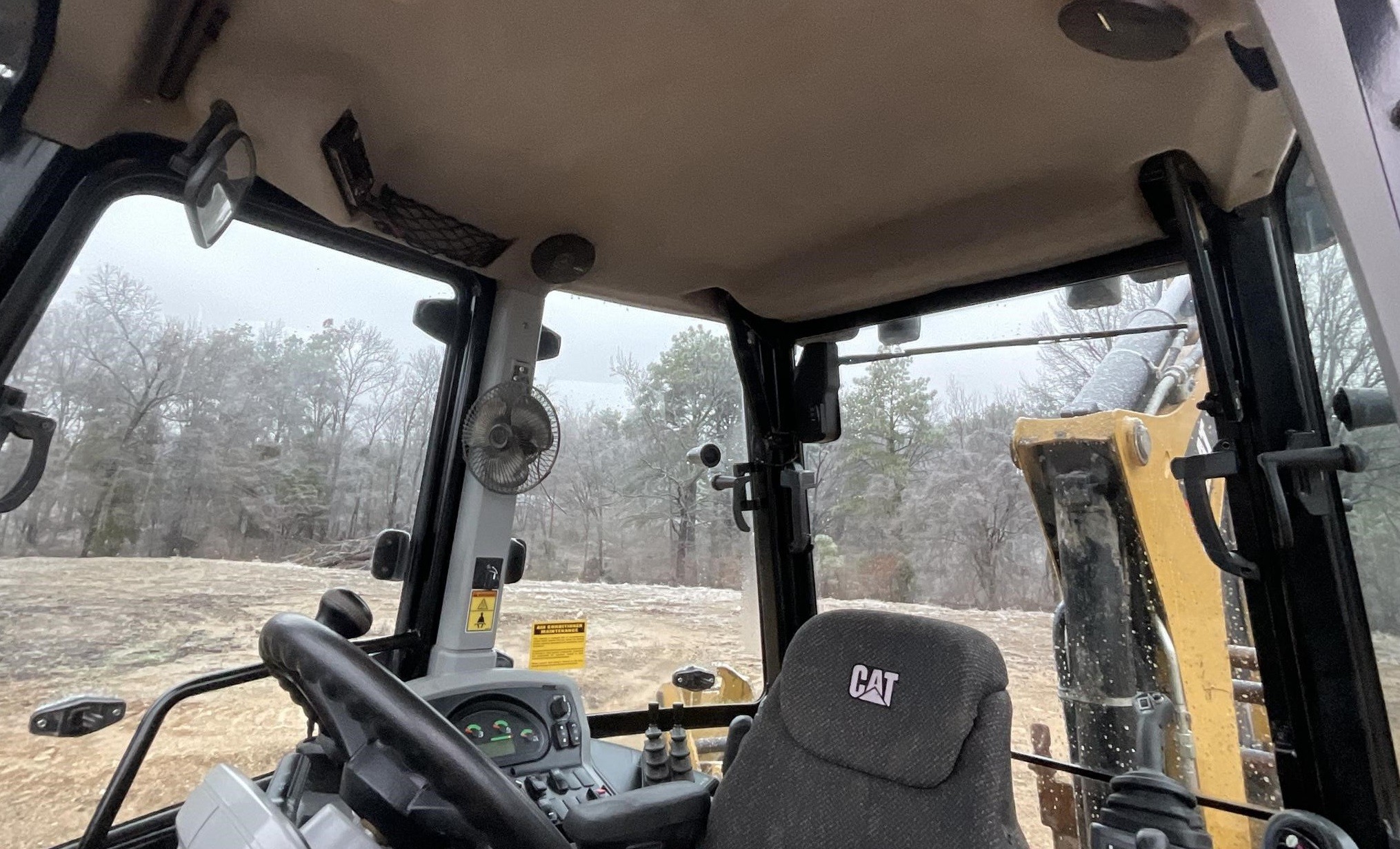 gallery 2016 CATERPILLAR 420F2 IT