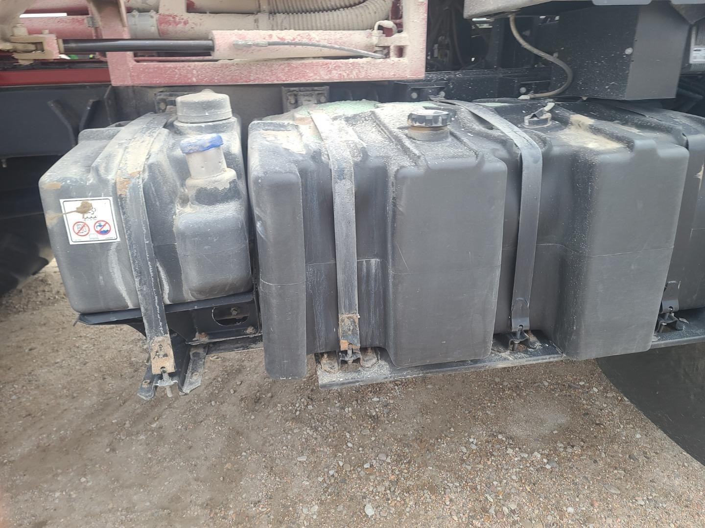 gallery 2014 Case IH Titan 4530 Dry Fertilizer Applicator
