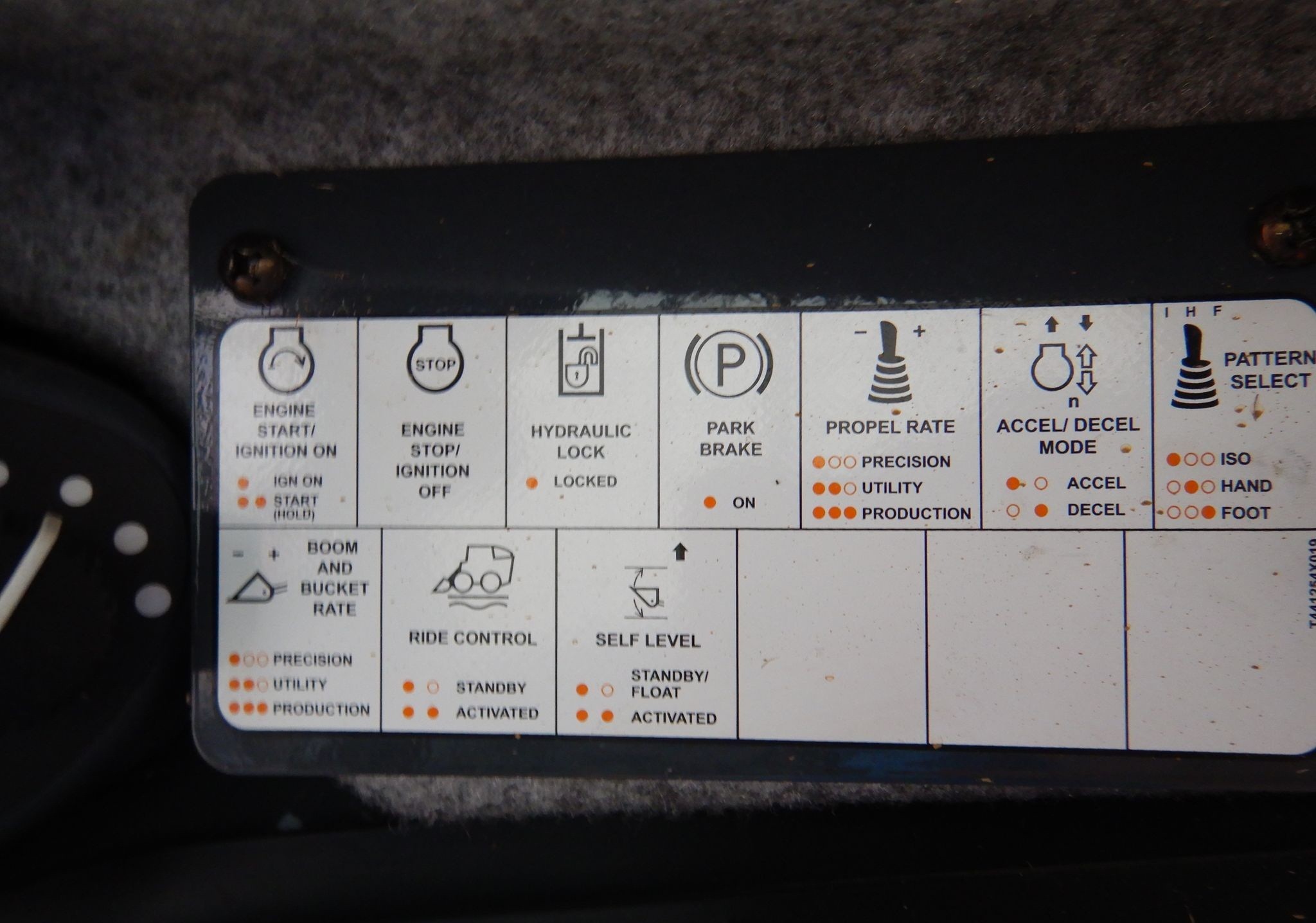 gallery 2021 John Deere 333G tracked skid steer loader