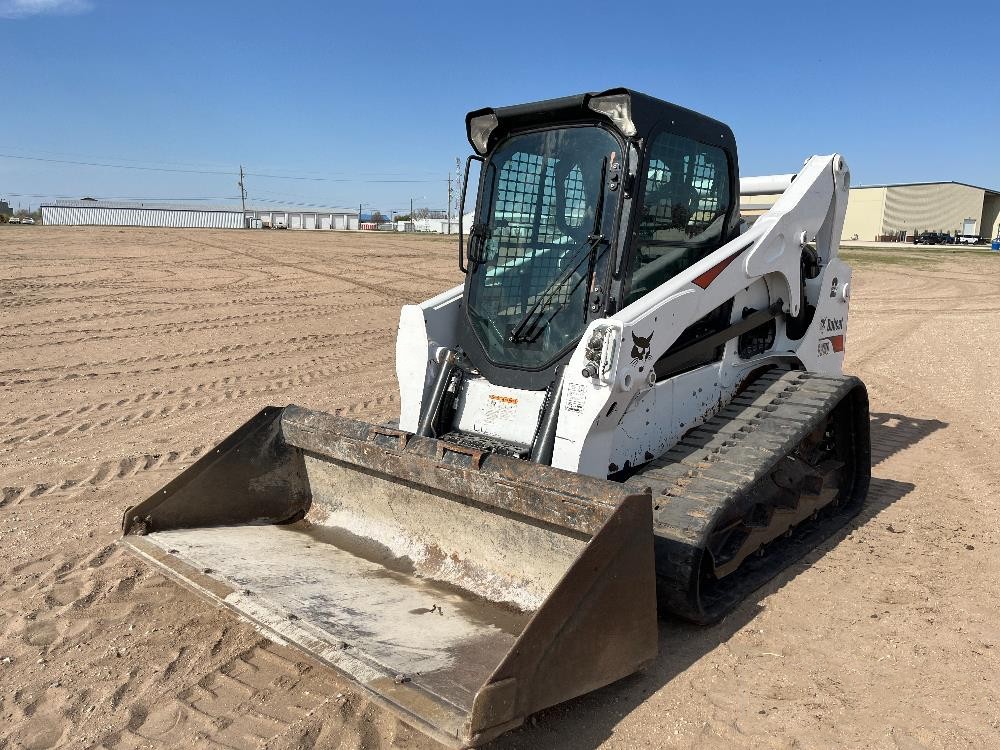 gallery 2019 Bobcat T770 Compact Track Loader