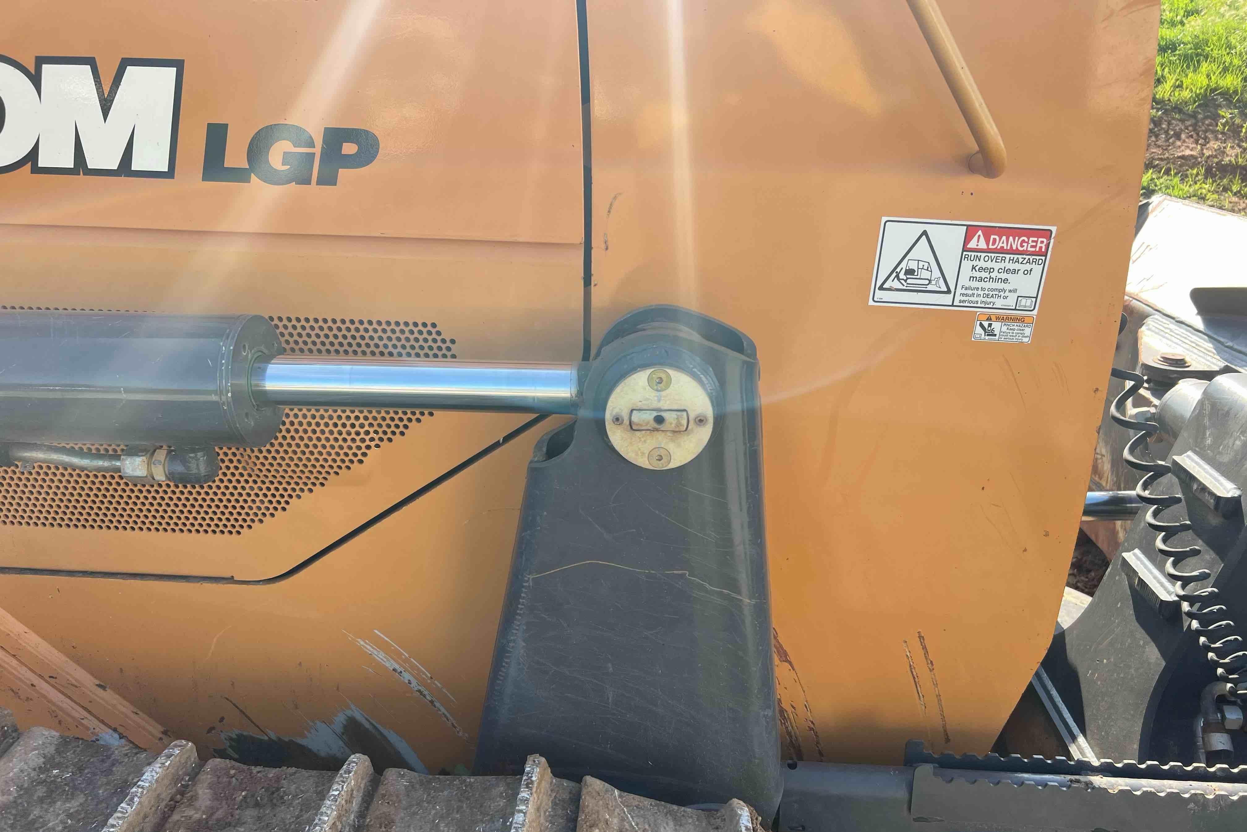 gallery 2017 Case 1150M LGP Crawler Dozer