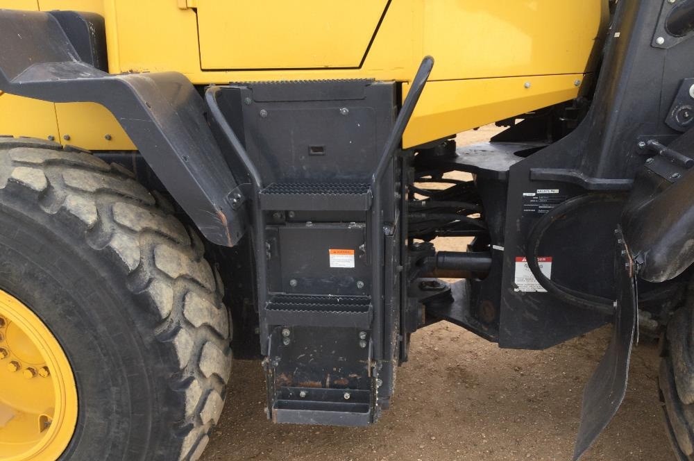 gallery 2018 Komatsu WA270-8 Wheel Loader