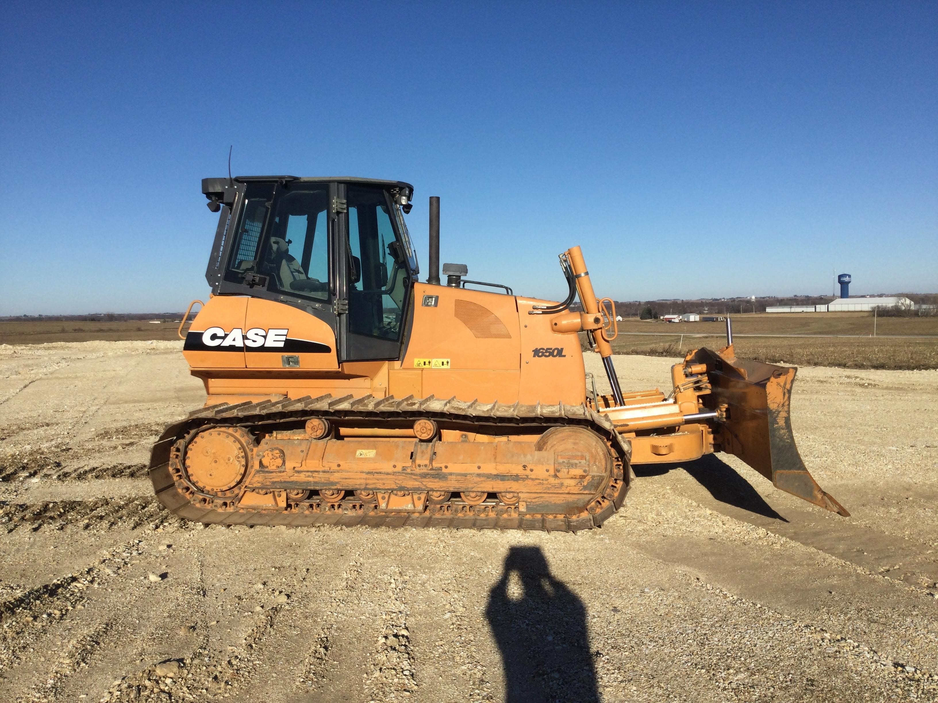 gallery 2008 Case 1650L LGP Dozer