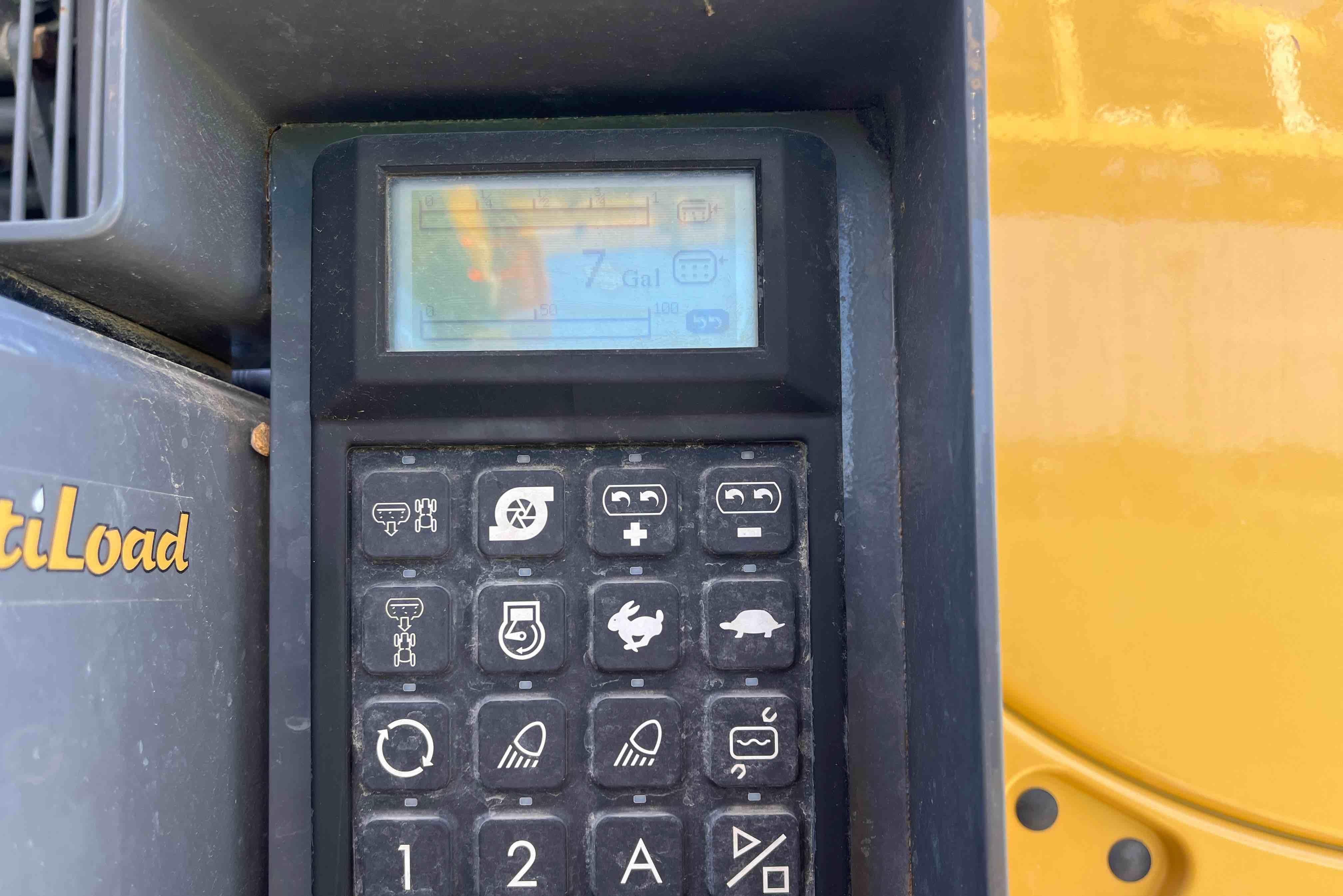 gallery 2019 RoGator RG1300C Self-Propelled Sprayer