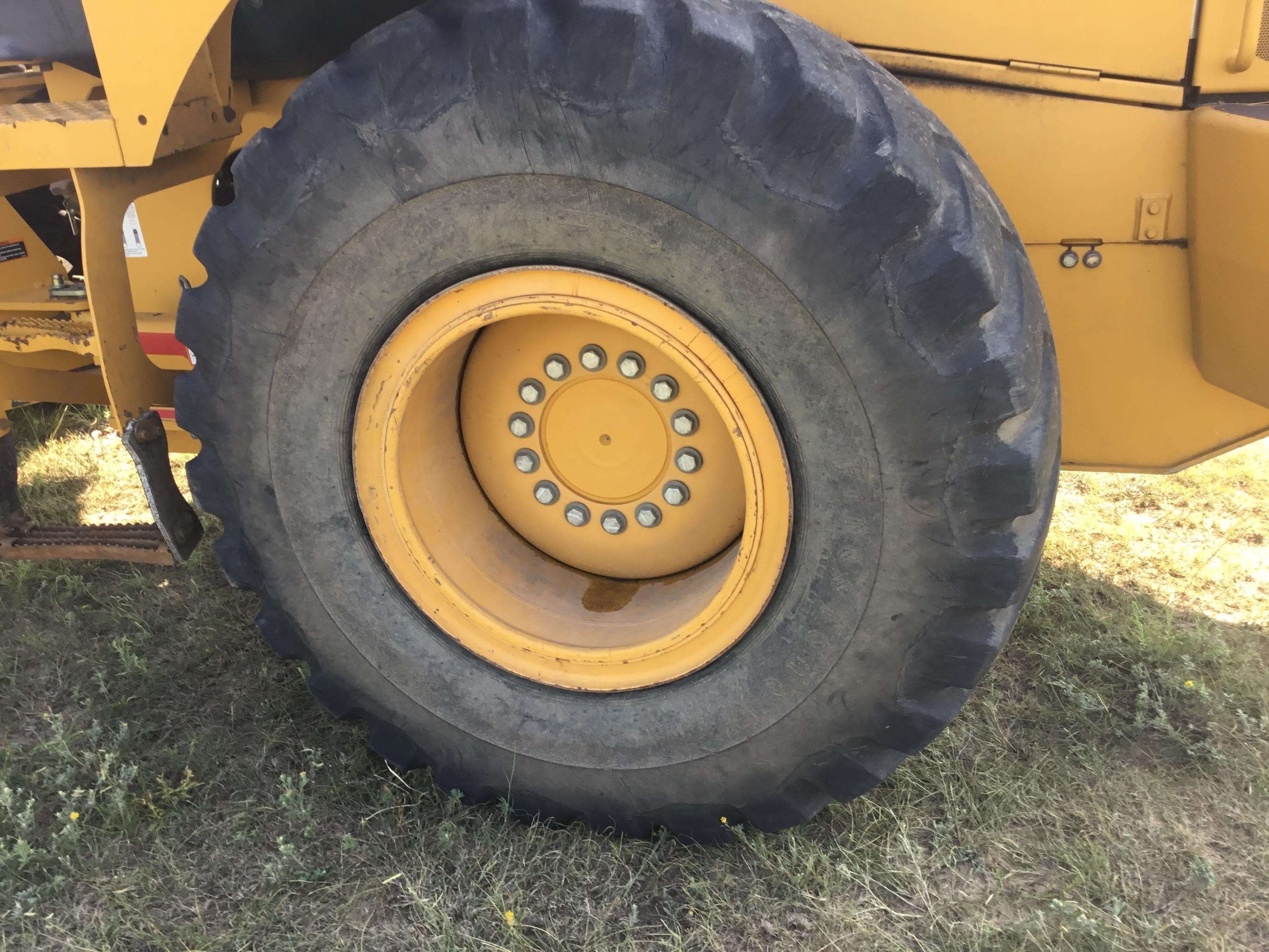 gallery 2010 John Deere 544K High Lift Wheel Loader WGrapple